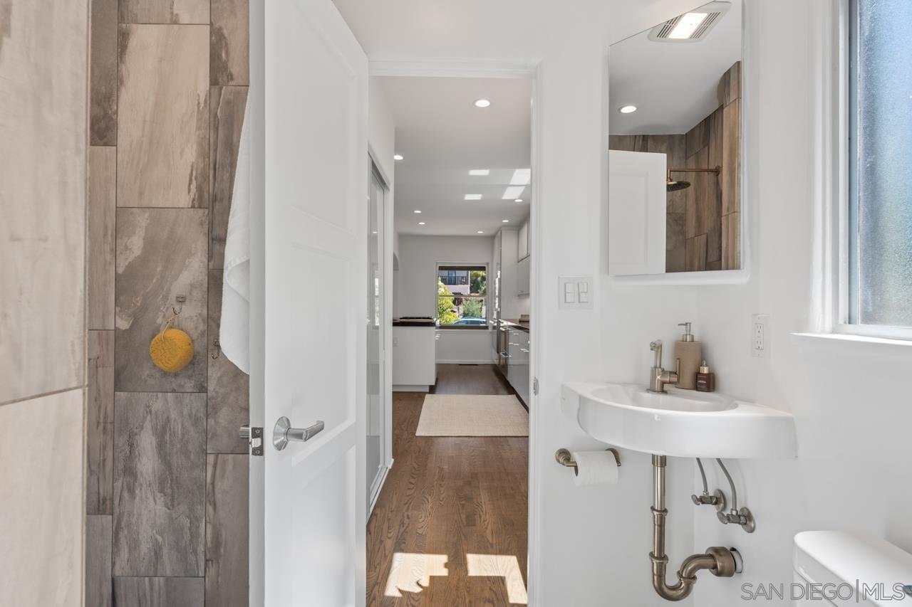 Detail Gallery Image 56 of 62 For 4021 S S Hempstead Cir, San Diego,  CA 92116 - 3 Beds | 3 Baths