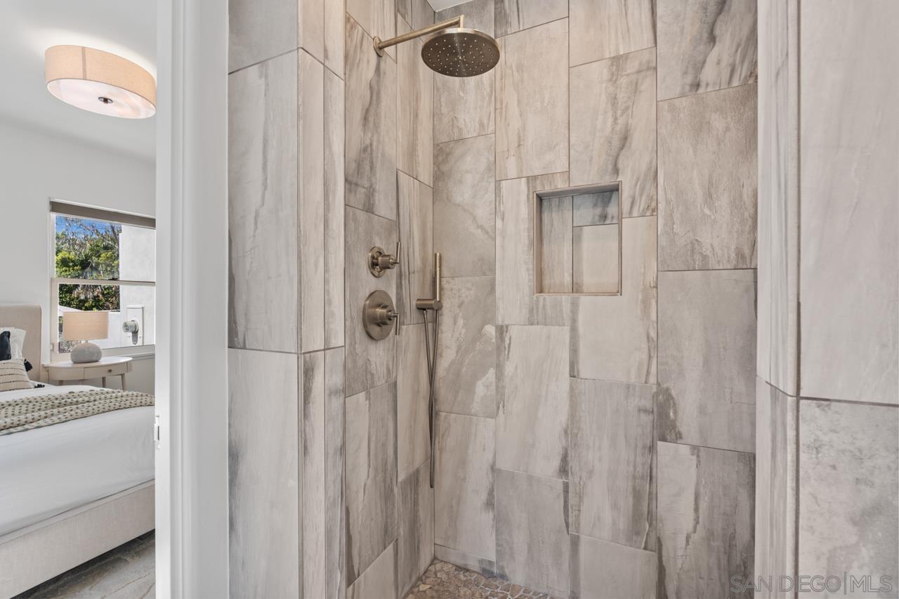 Detail Gallery Image 57 of 62 For 4021 S S Hempstead Cir, San Diego,  CA 92116 - 3 Beds | 3 Baths