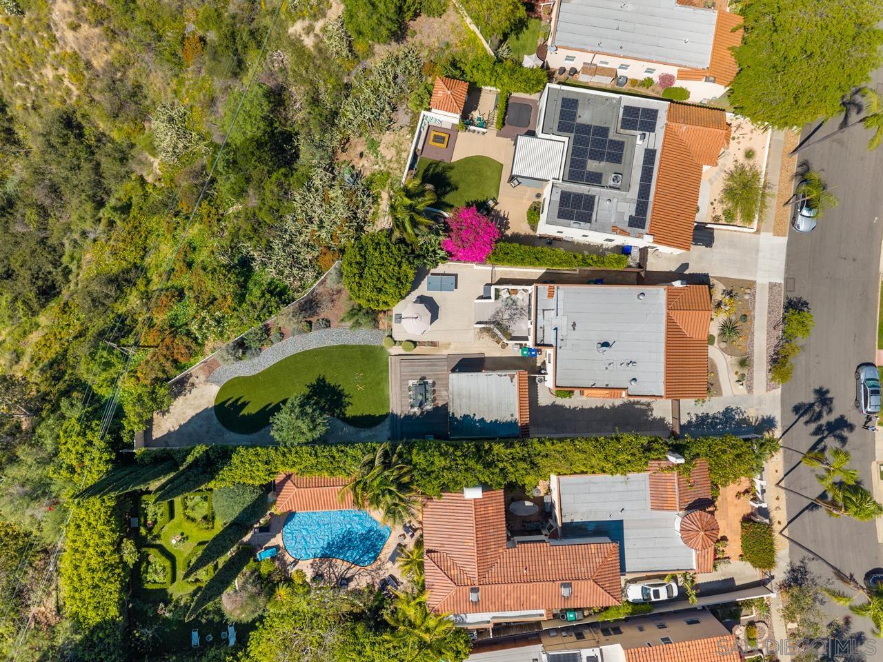 Detail Gallery Image 58 of 62 For 4021 S S Hempstead Cir, San Diego,  CA 92116 - 3 Beds | 3 Baths