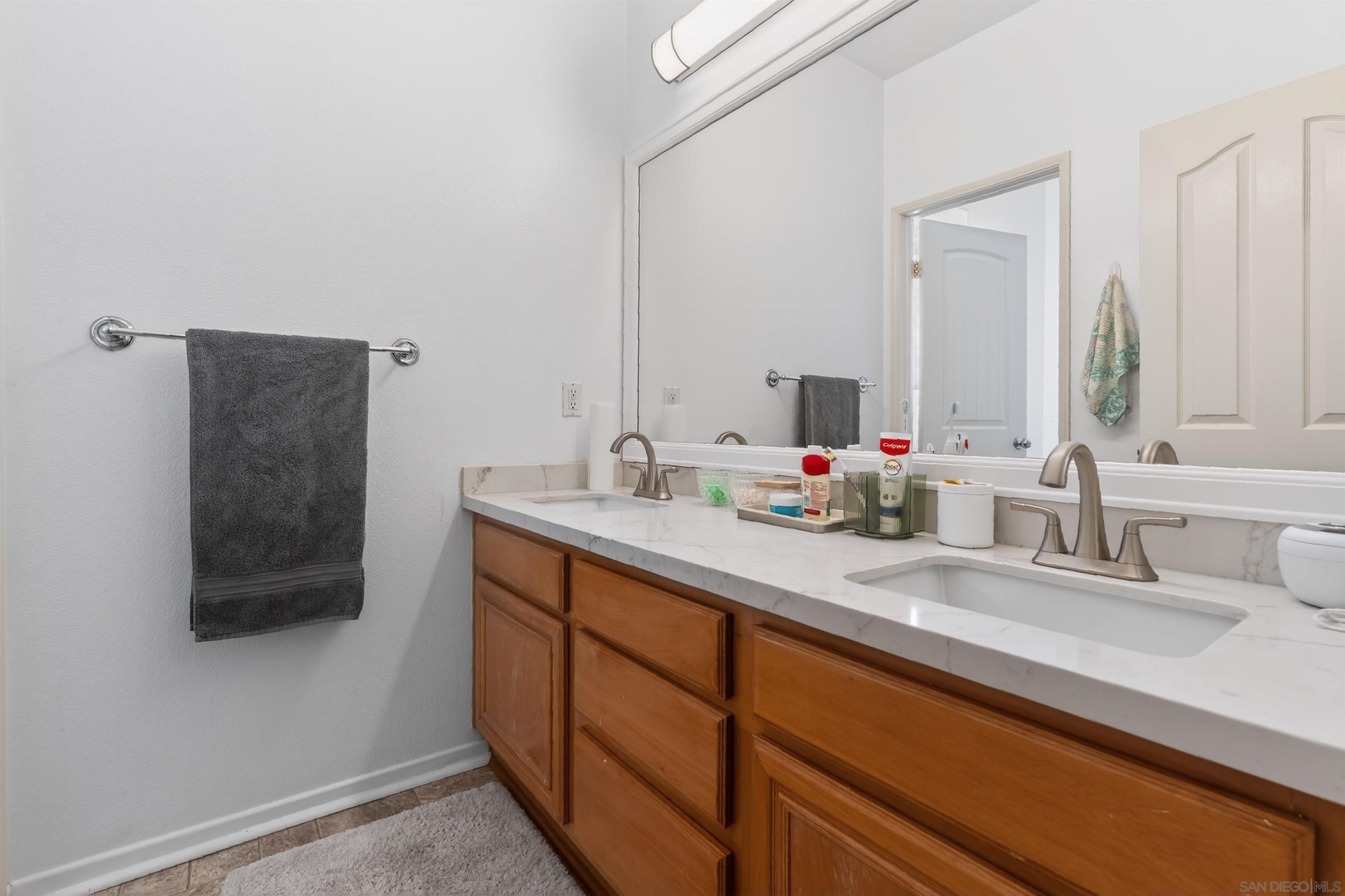 Detail Gallery Image 12 of 24 For 1832  Sheep Ranch Loop, Chula Vista,  CA 91913 - 4 Beds | 3/1 Baths