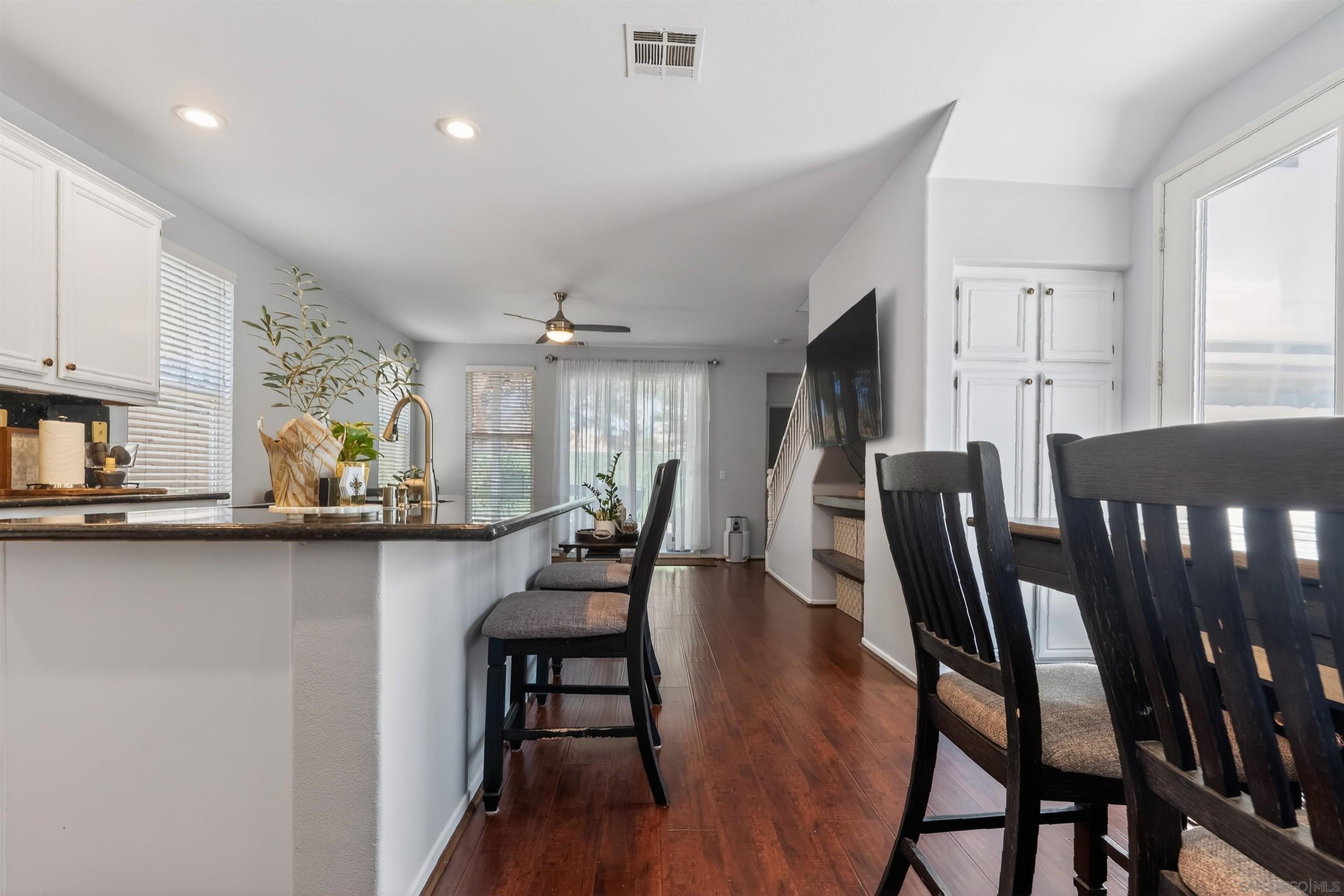 Detail Gallery Image 7 of 24 For 1832  Sheep Ranch Loop, Chula Vista,  CA 91913 - 4 Beds | 3/1 Baths