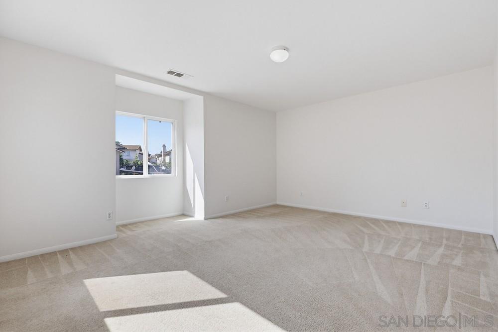 Detail Gallery Image 22 of 39 For 4916  Nogal, San Diego,  CA 92102 - 4 Beds | 3 Baths