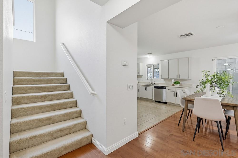 Detail Gallery Image 27 of 39 For 4916  Nogal, San Diego,  CA 92102 - 4 Beds | 3 Baths