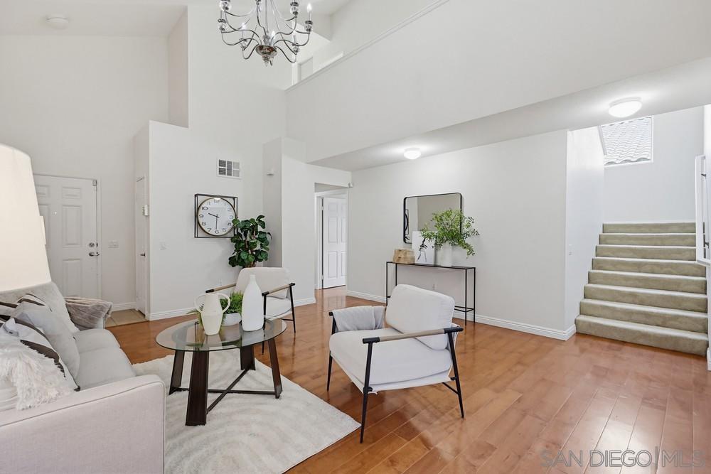 Detail Gallery Image 10 of 39 For 4916  Nogal, San Diego,  CA 92102 - 4 Beds | 3 Baths