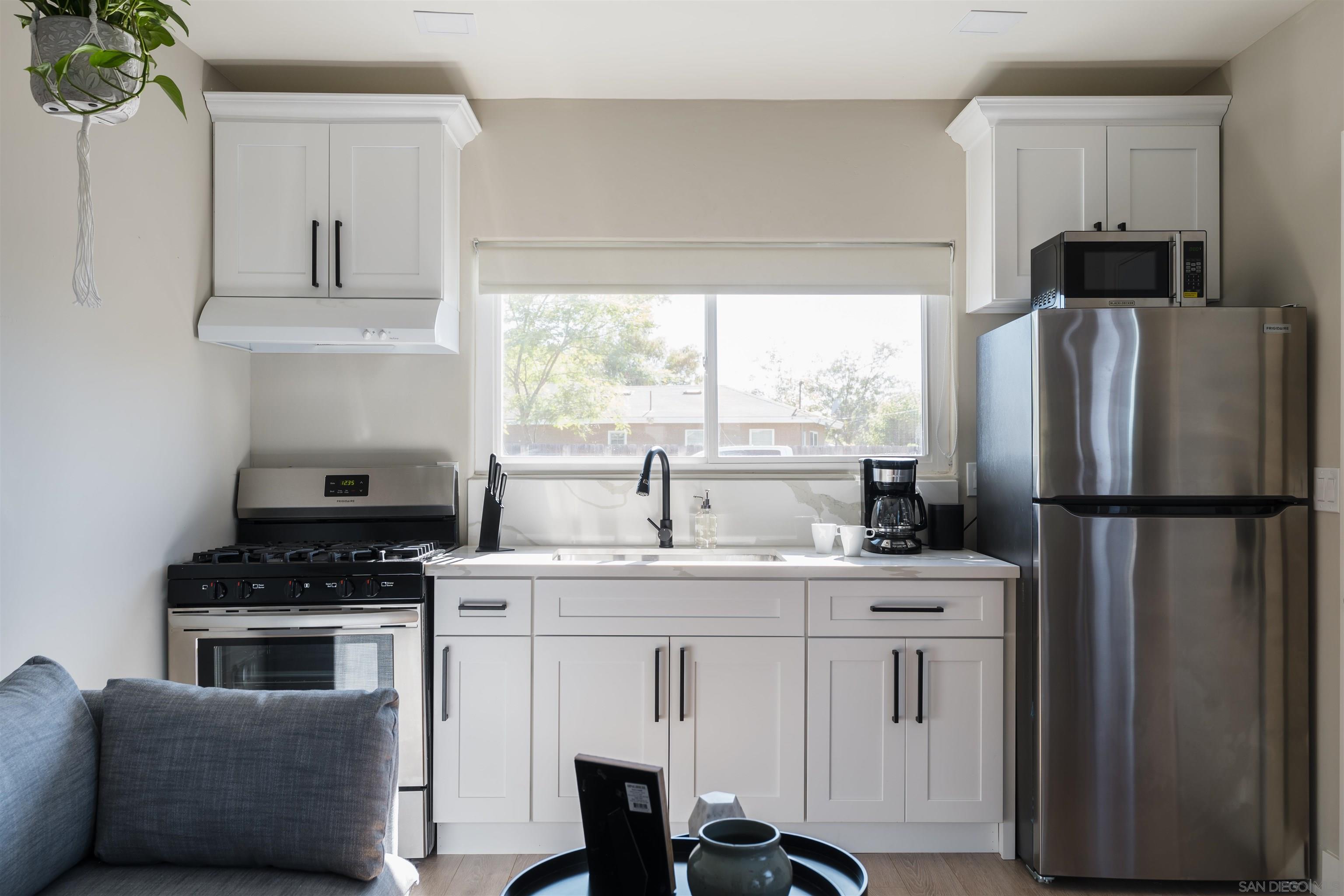 Detail Gallery Image 25 of 32 For 3719  Billman Dr, San Diego,  CA 92115 - 3 Beds | 2 Baths