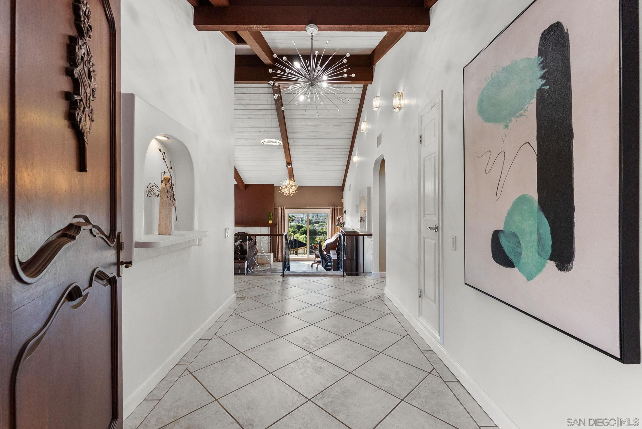 Detail Gallery Image 23 of 37 For 803  Omar Drive, Escondido,  CA 92025 - 5 Beds | 3 Baths