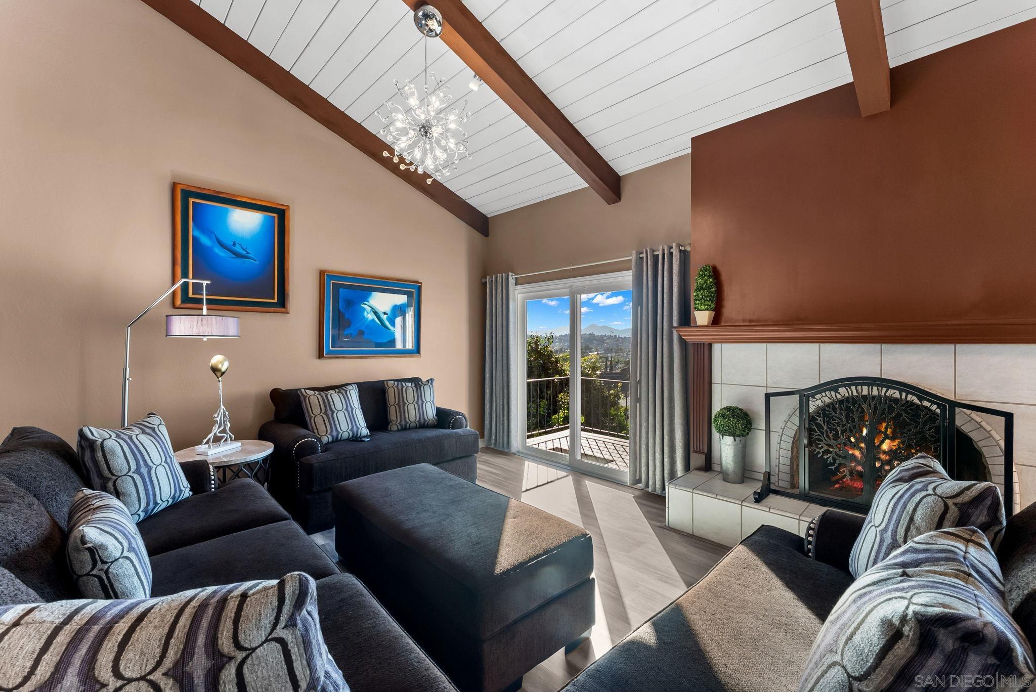 Detail Gallery Image 24 of 37 For 803  Omar Drive, Escondido,  CA 92025 - 5 Beds | 3 Baths