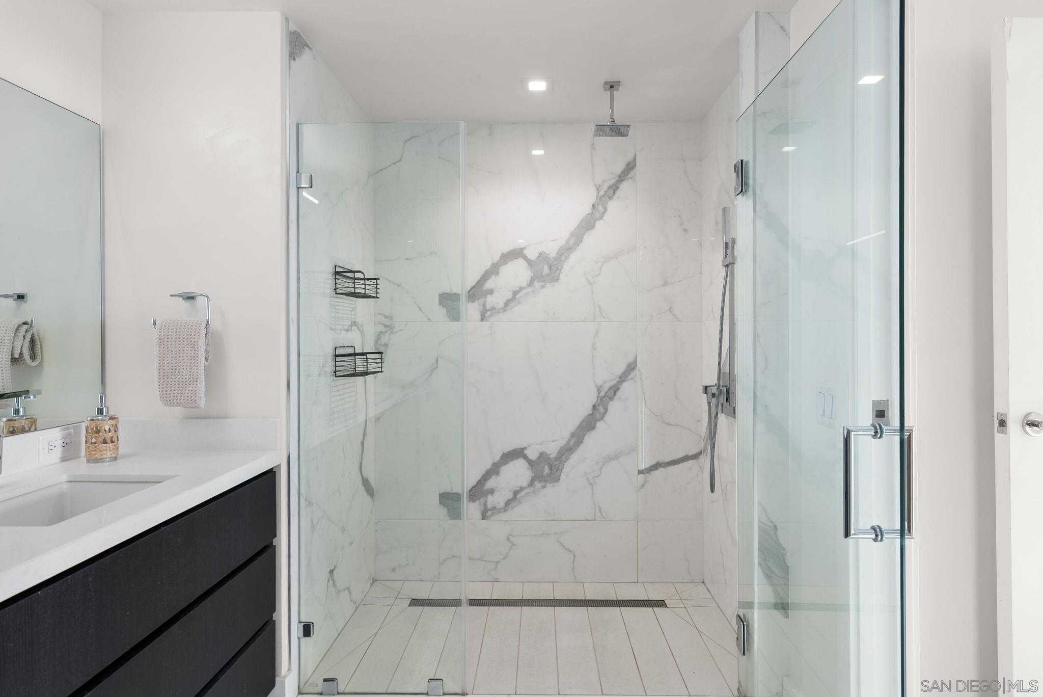 Detail Gallery Image 22 of 45 For 1388  Kettner  #609,  San Diego,  CA 92101 - 2 Beds | 2 Baths