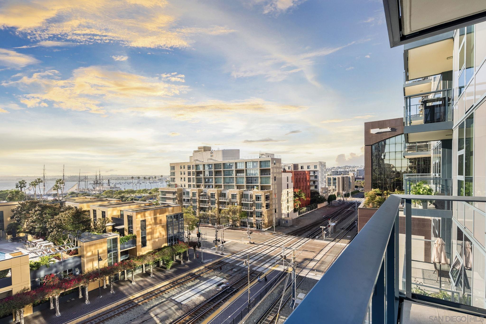 Detail Gallery Image 10 of 45 For 1388  Kettner  #609,  San Diego,  CA 92101 - 2 Beds | 2 Baths