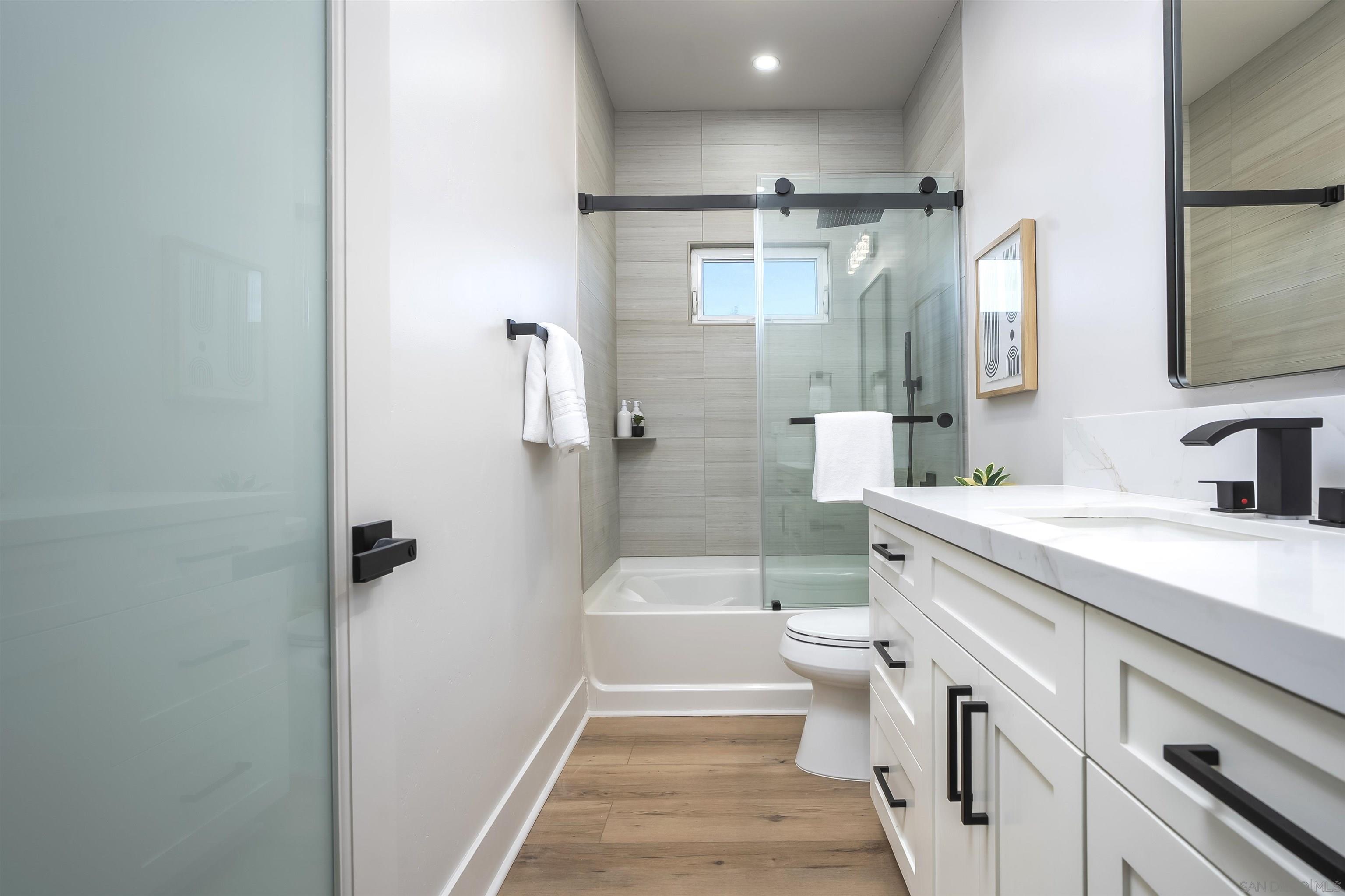 Detail Gallery Image 46 of 75 For 4593  Coronado Ave, San Diego,  CA 92107 - 4 Beds | 3 Baths