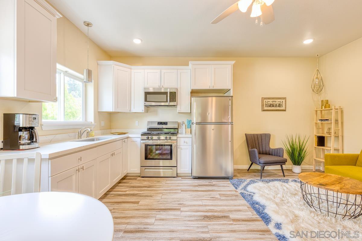 Detail Gallery Image 22 of 35 For 718  Walnut Ave, Ukiah,  CA 95482 - 5 Beds | 3/1 Baths