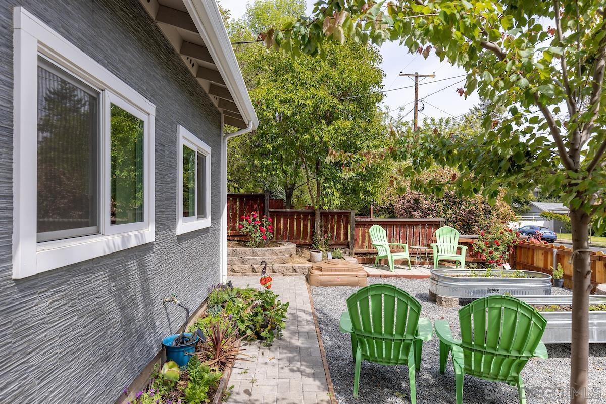 Detail Gallery Image 35 of 35 For 718  Walnut Ave, Ukiah,  CA 95482 - 5 Beds | 3/1 Baths