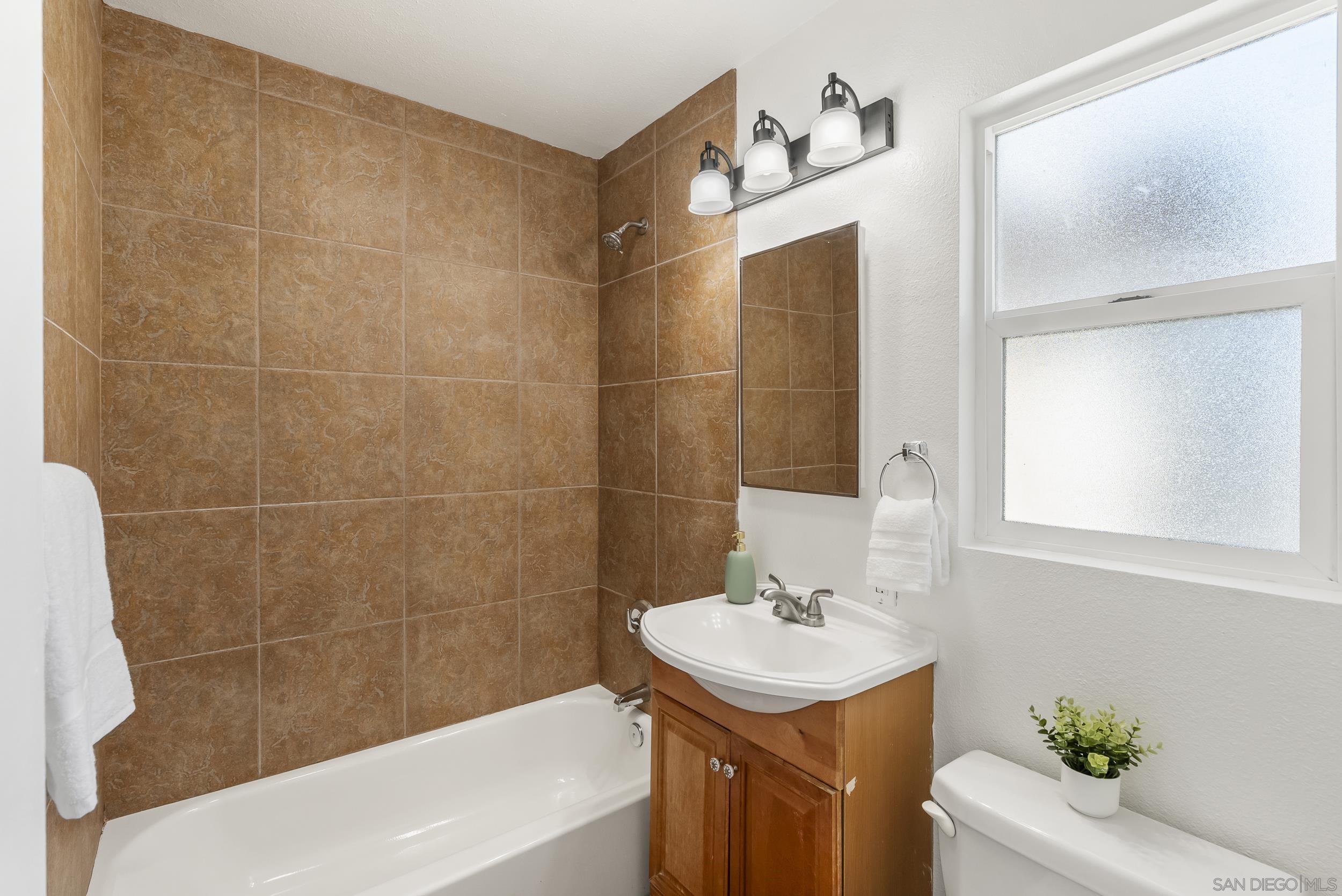 Detail Gallery Image 10 of 11 For 4654  33rd St  #12,  San Diego,  CA 92116 - 1 Beds | 1 Baths