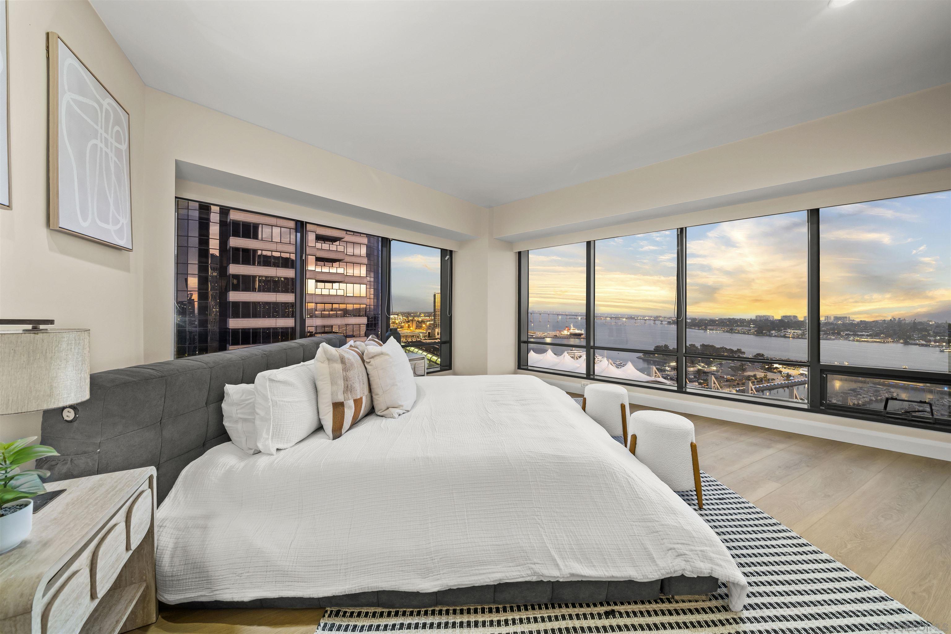 Detail Gallery Image 19 of 45 For 100  Harbor Dr  #2405,  San Diego,  CA 92101 - 2 Beds | 2 Baths