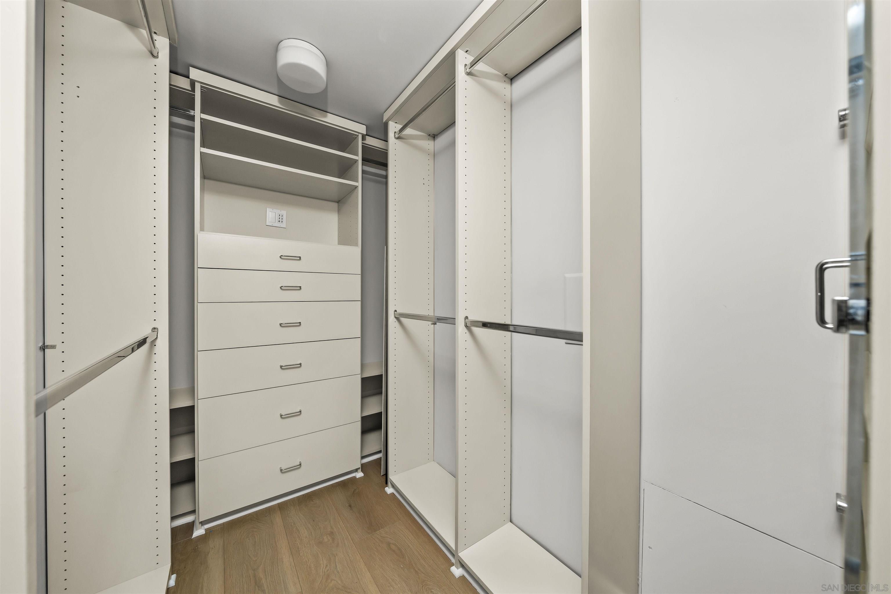 Detail Gallery Image 21 of 45 For 100  Harbor Dr  #2405,  San Diego,  CA 92101 - 2 Beds | 2 Baths