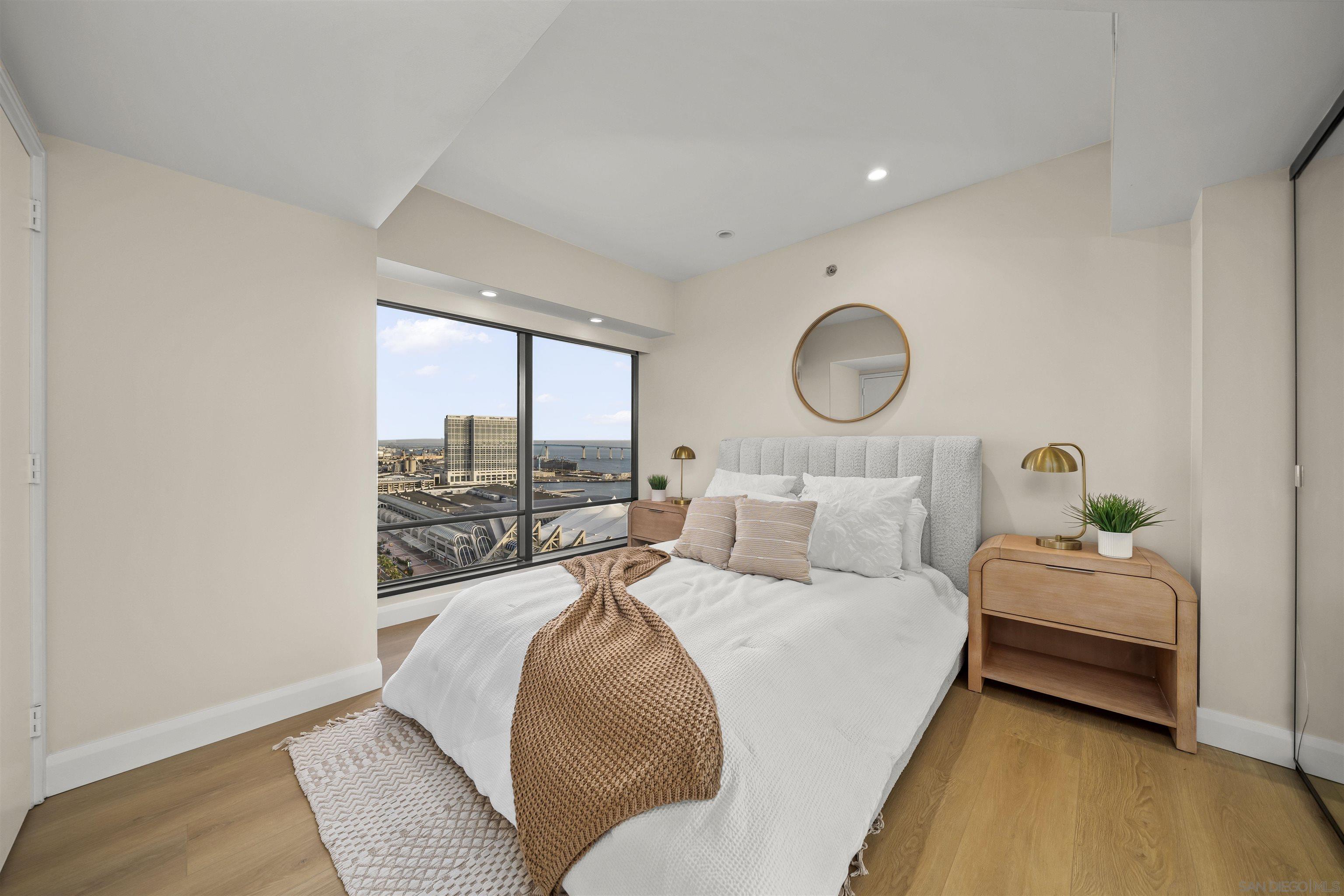 Detail Gallery Image 25 of 45 For 100  Harbor Dr  #2405,  San Diego,  CA 92101 - 2 Beds | 2 Baths