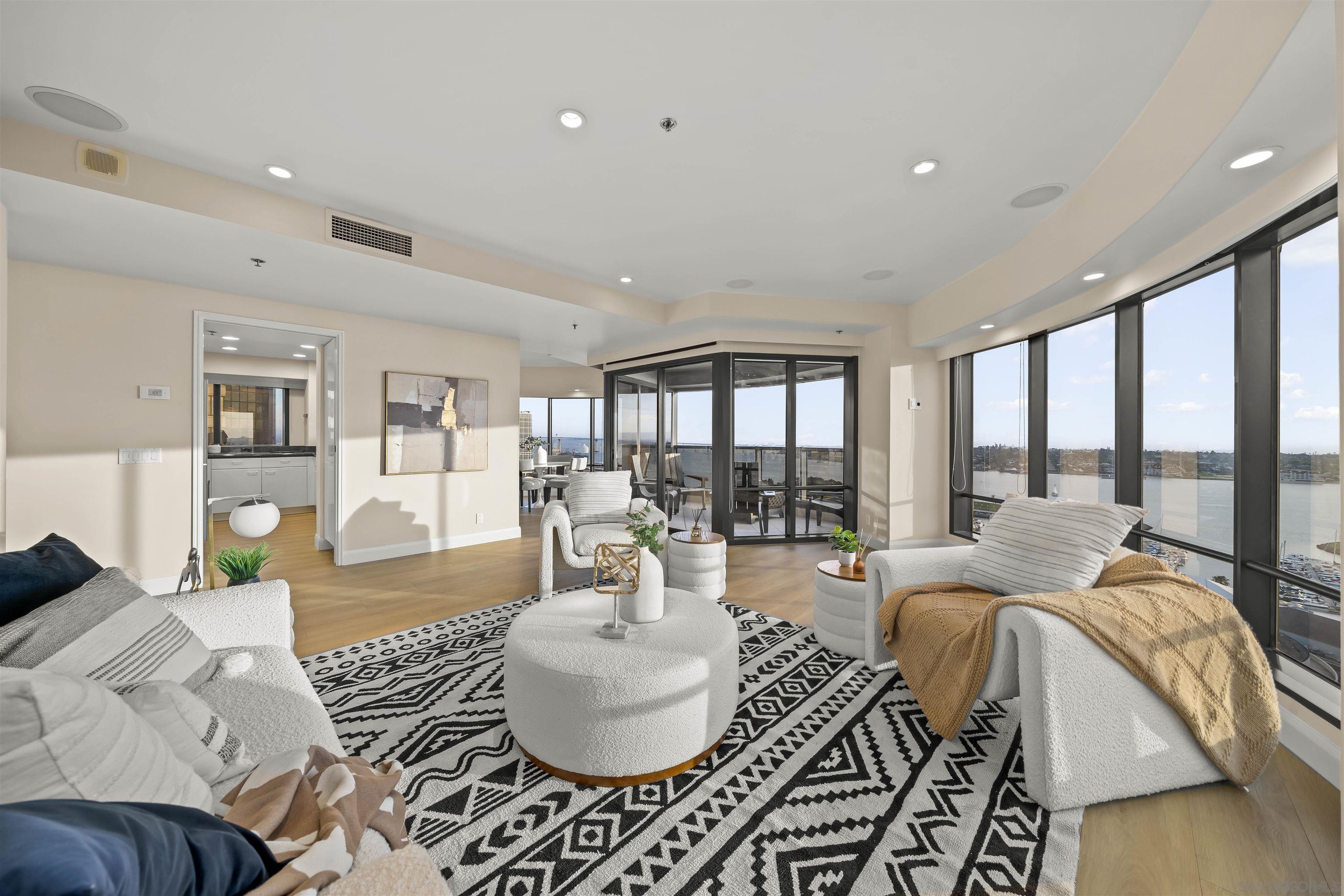 Detail Gallery Image 10 of 45 For 100  Harbor Dr  #2405,  San Diego,  CA 92101 - 2 Beds | 2 Baths