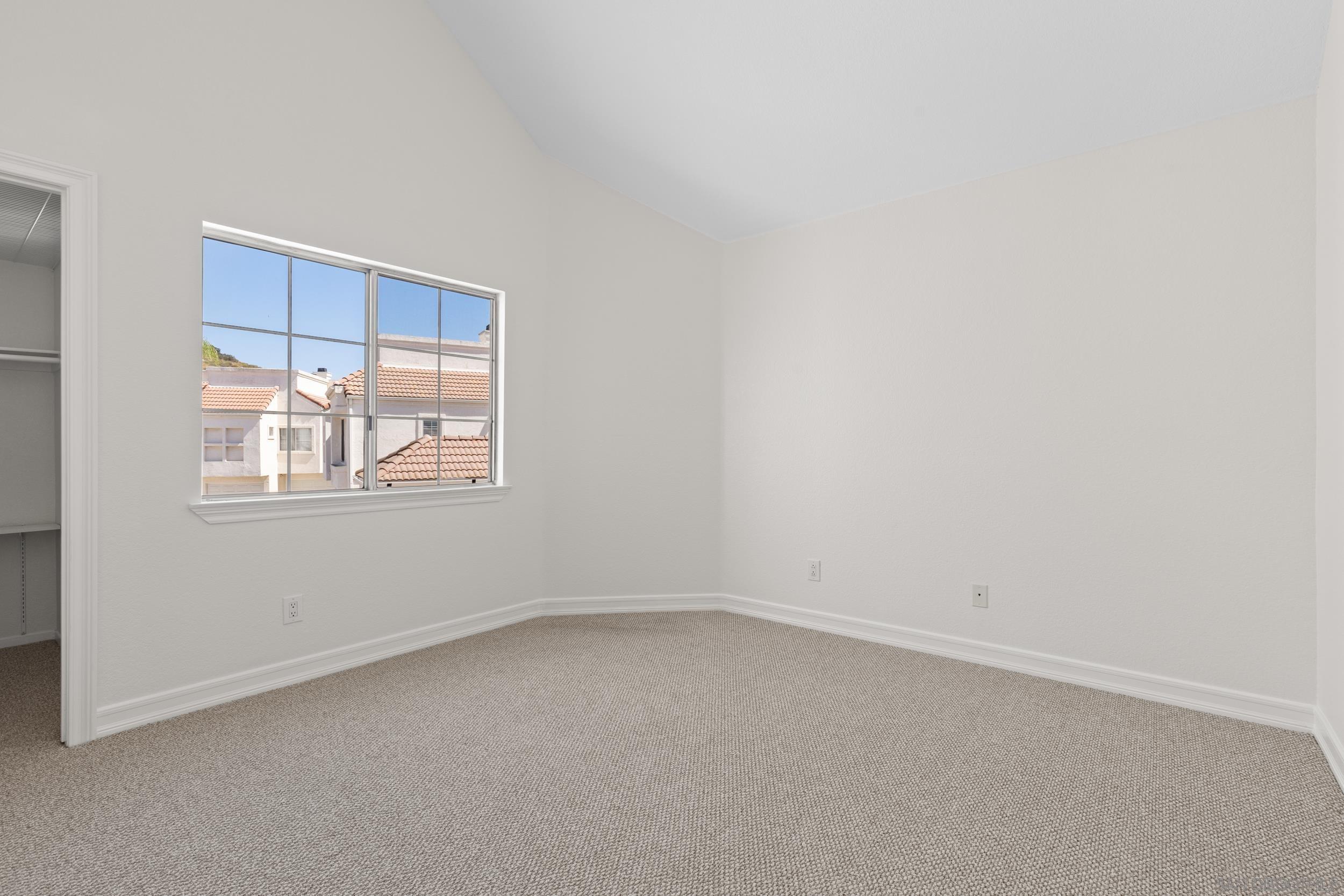 Detail Gallery Image 13 of 27 For 12010  Calle De Montana  #301,  El Cajon,  CA 92019 - 2 Beds | 1 Baths