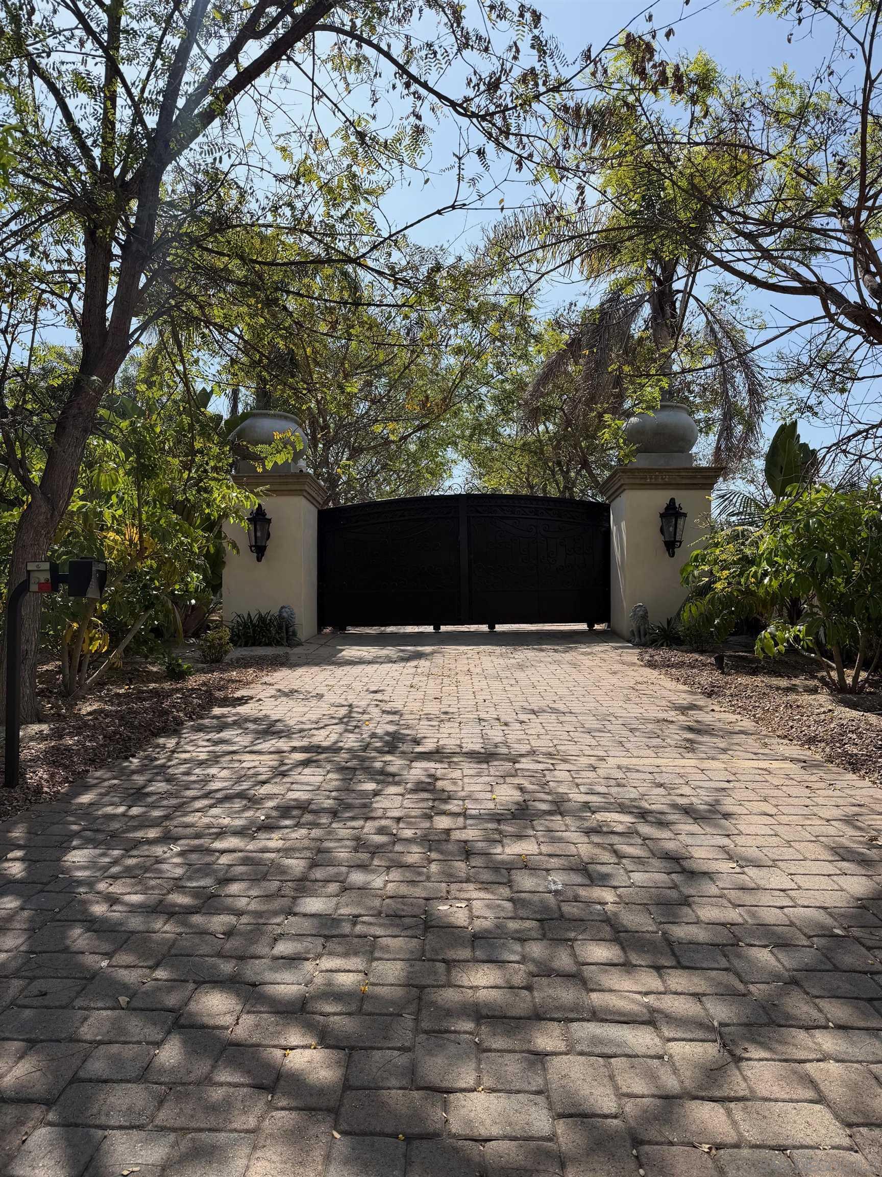 Detail Gallery Image 5 of 7 For 1541  Country Vistas Lane, Bonita,  CA 91902 - 0 Beds | 1 Baths