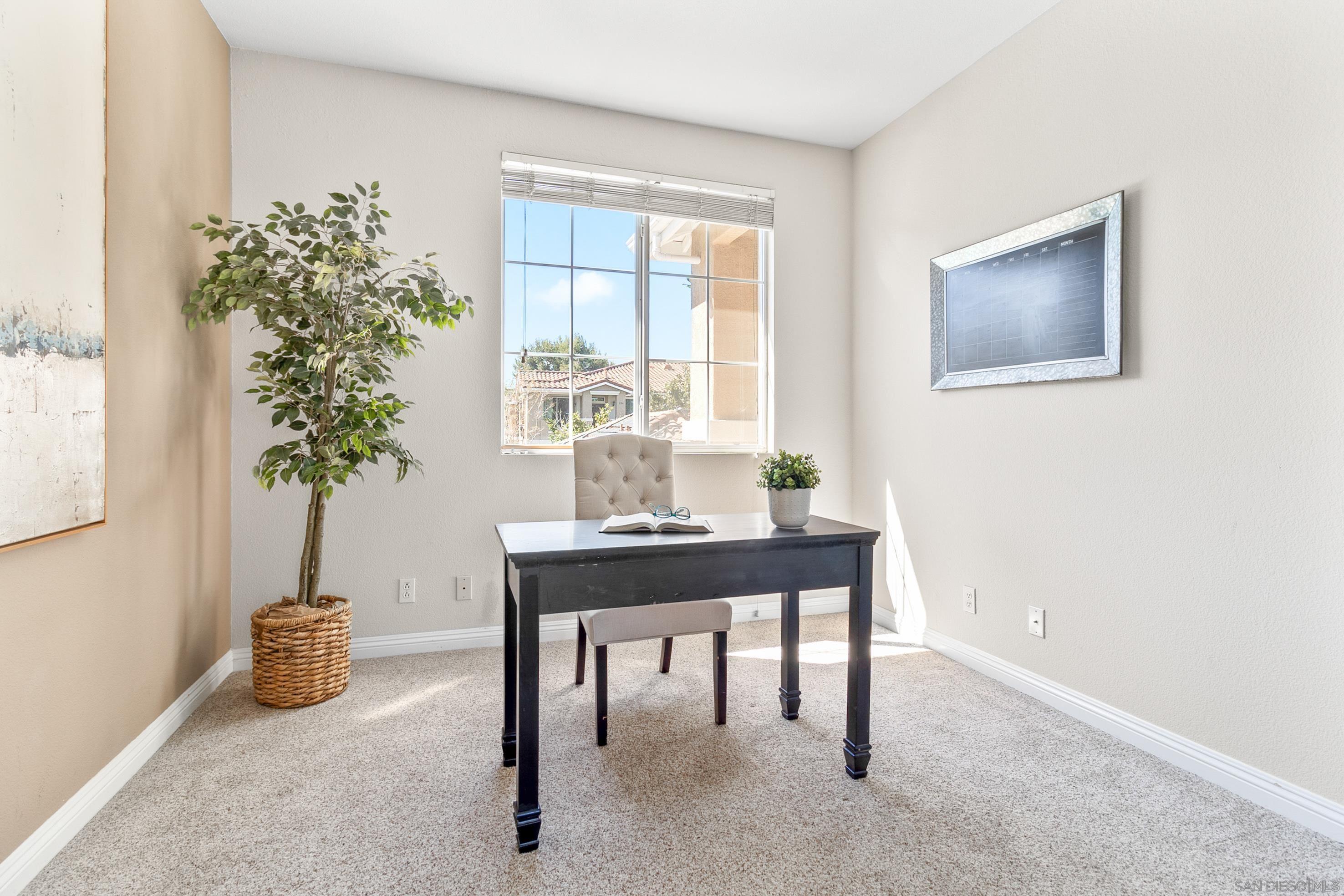 Detail Gallery Image 13 of 17 For 10766  Sabre Hill  258, San Diego,  CA 92128 - 2 Beds | 2 Baths