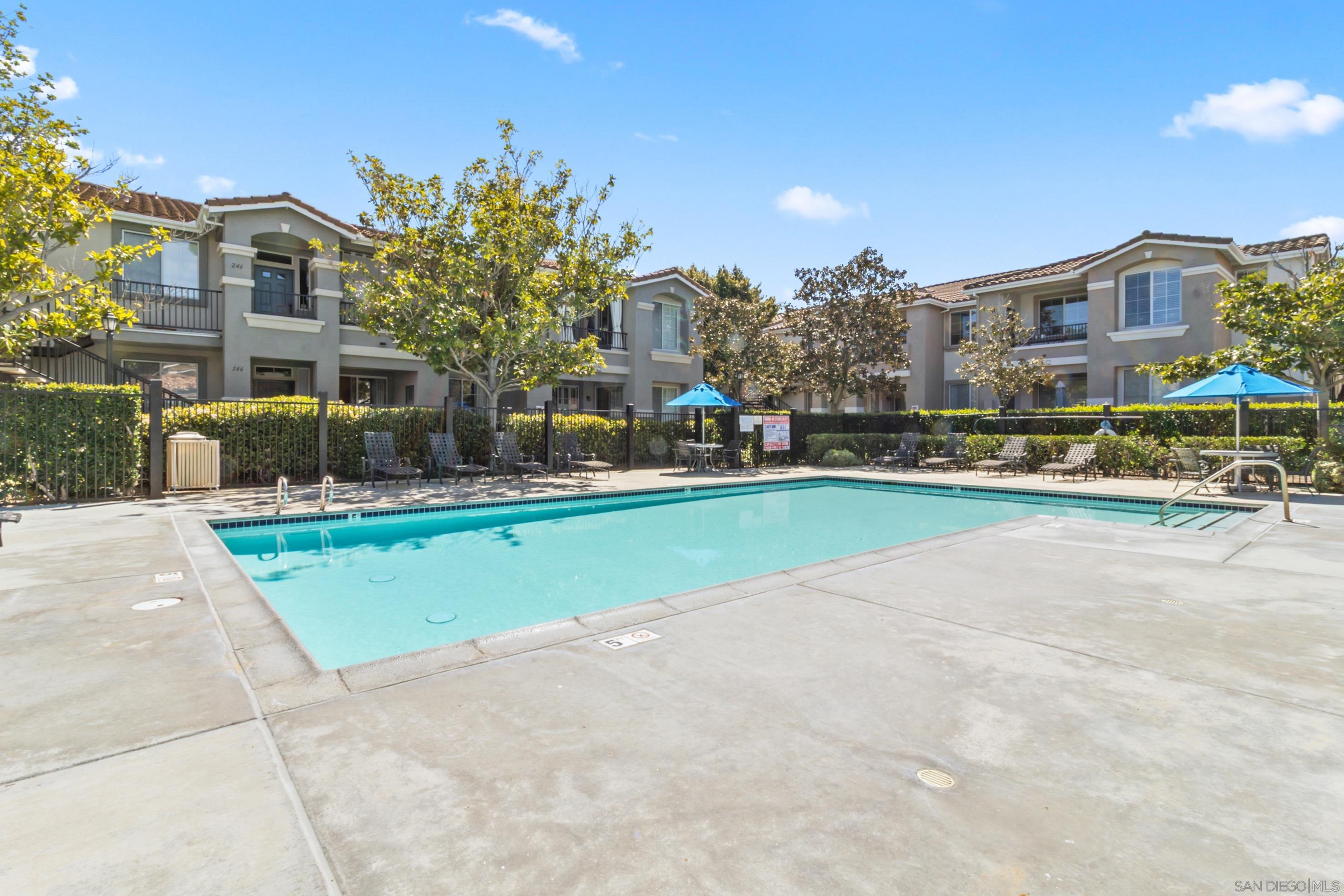 Detail Gallery Image 15 of 17 For 10766  Sabre Hill  258, San Diego,  CA 92128 - 2 Beds | 2 Baths