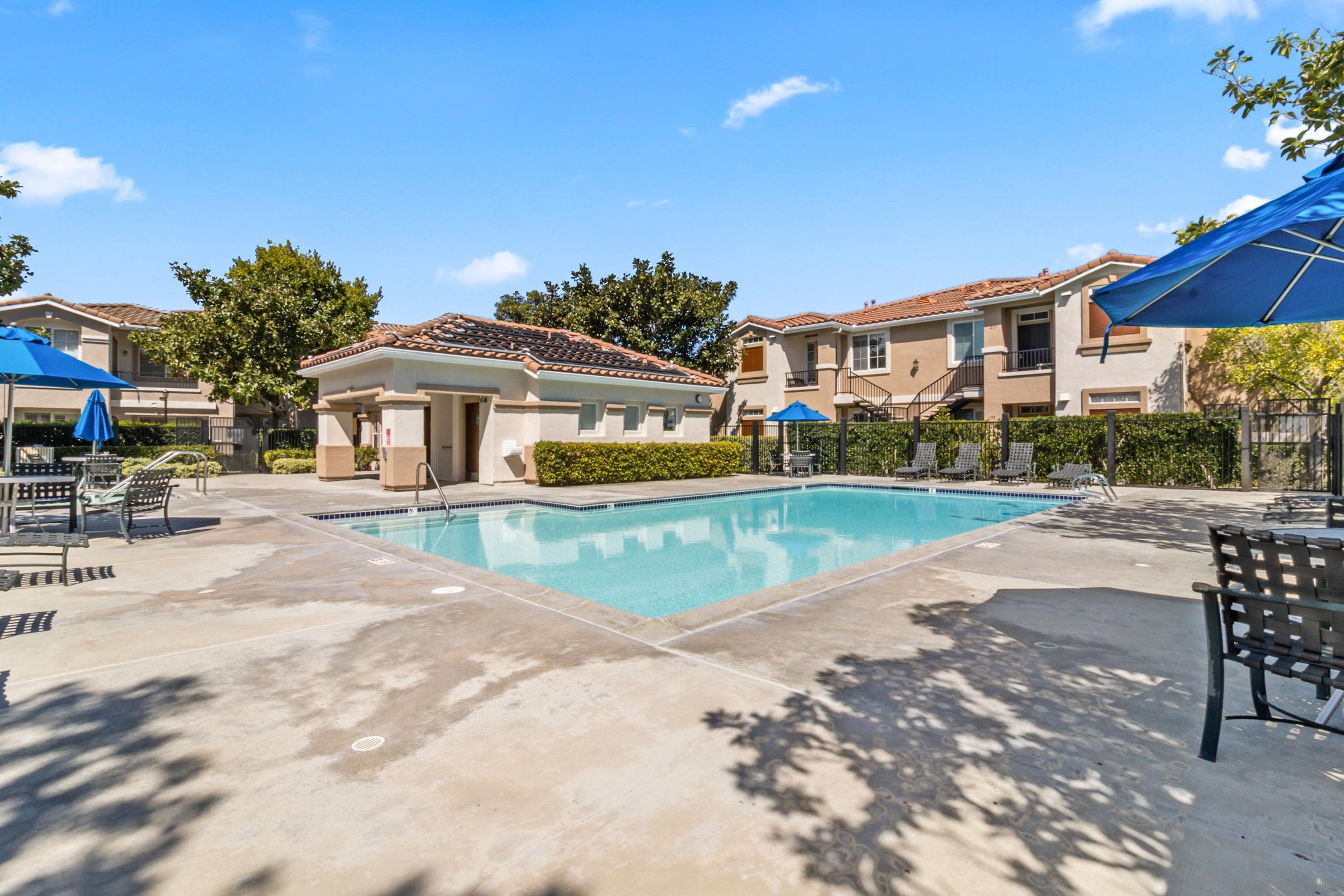 Detail Gallery Image 16 of 17 For 10766  Sabre Hill  258, San Diego,  CA 92128 - 2 Beds | 2 Baths