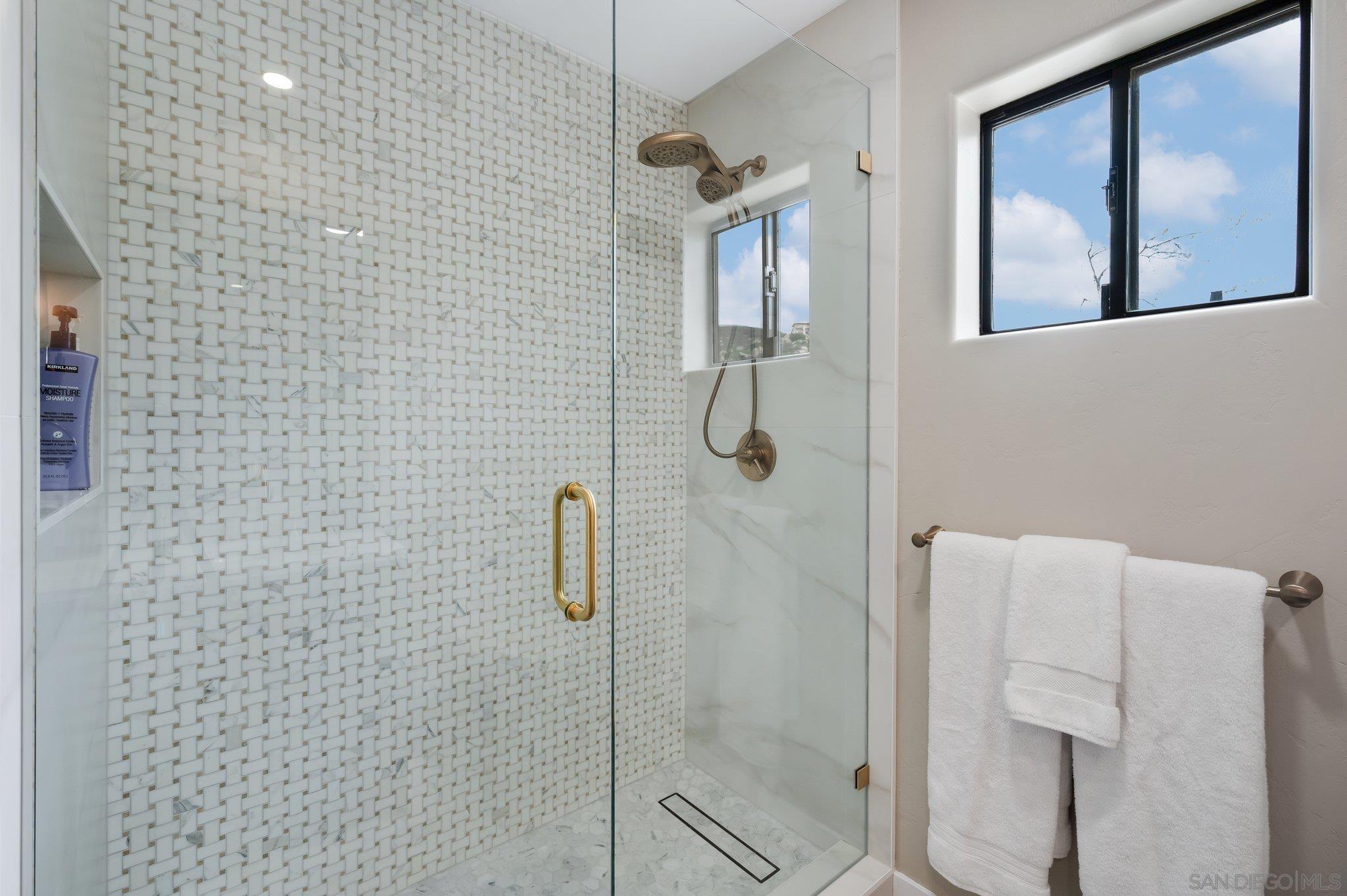 Detail Gallery Image 31 of 71 For 17287  Oak Hollow Road, Ramona,  CA 92065 - 5 Beds | 3/1 Baths