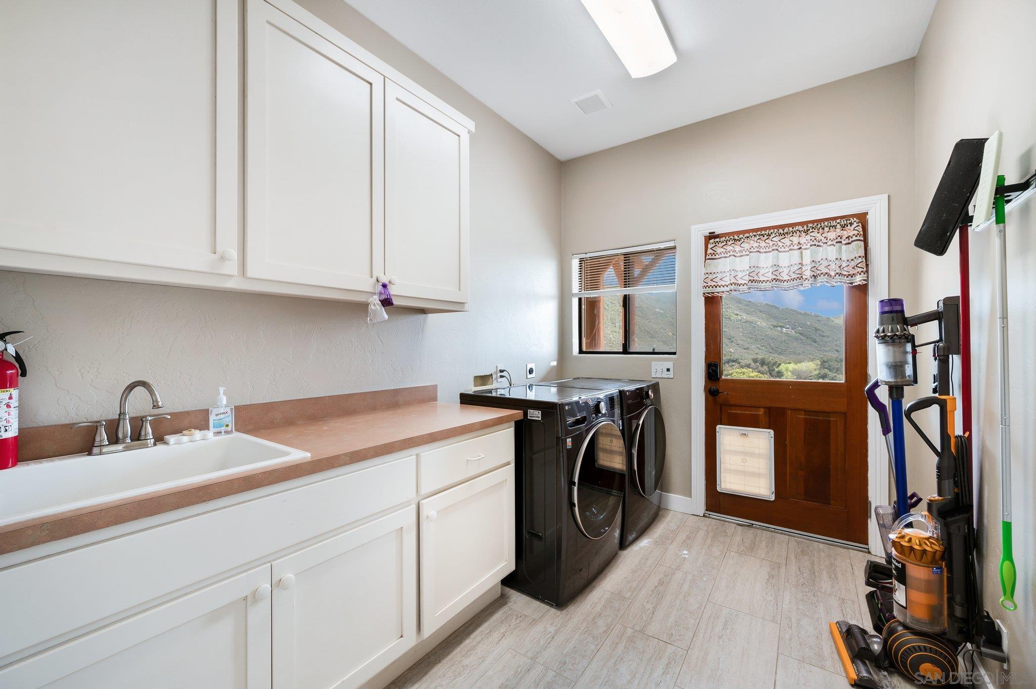 Detail Gallery Image 37 of 71 For 17287  Oak Hollow Road, Ramona,  CA 92065 - 5 Beds | 3/1 Baths