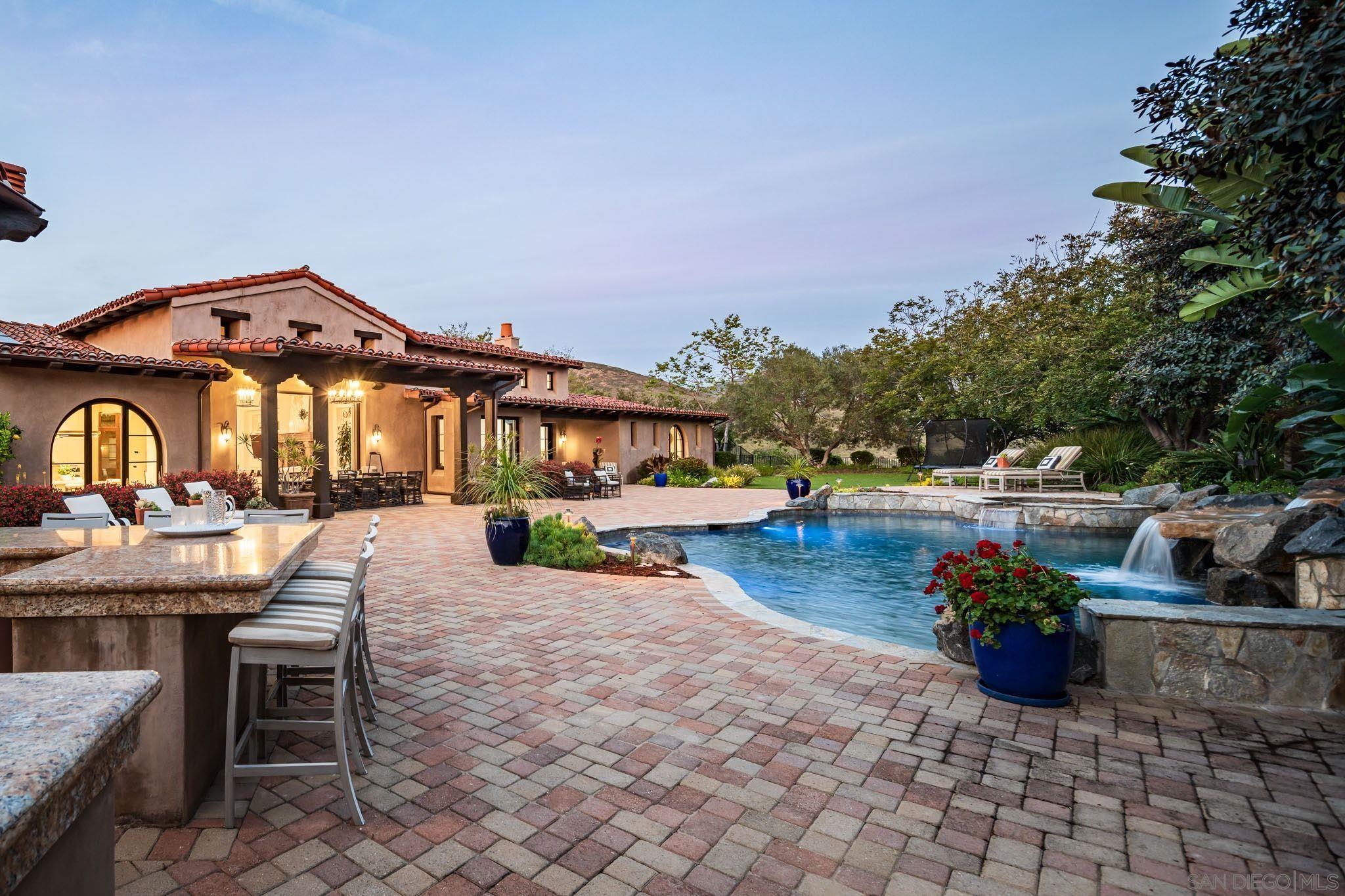 Front Image Thumbnail for SD260007447