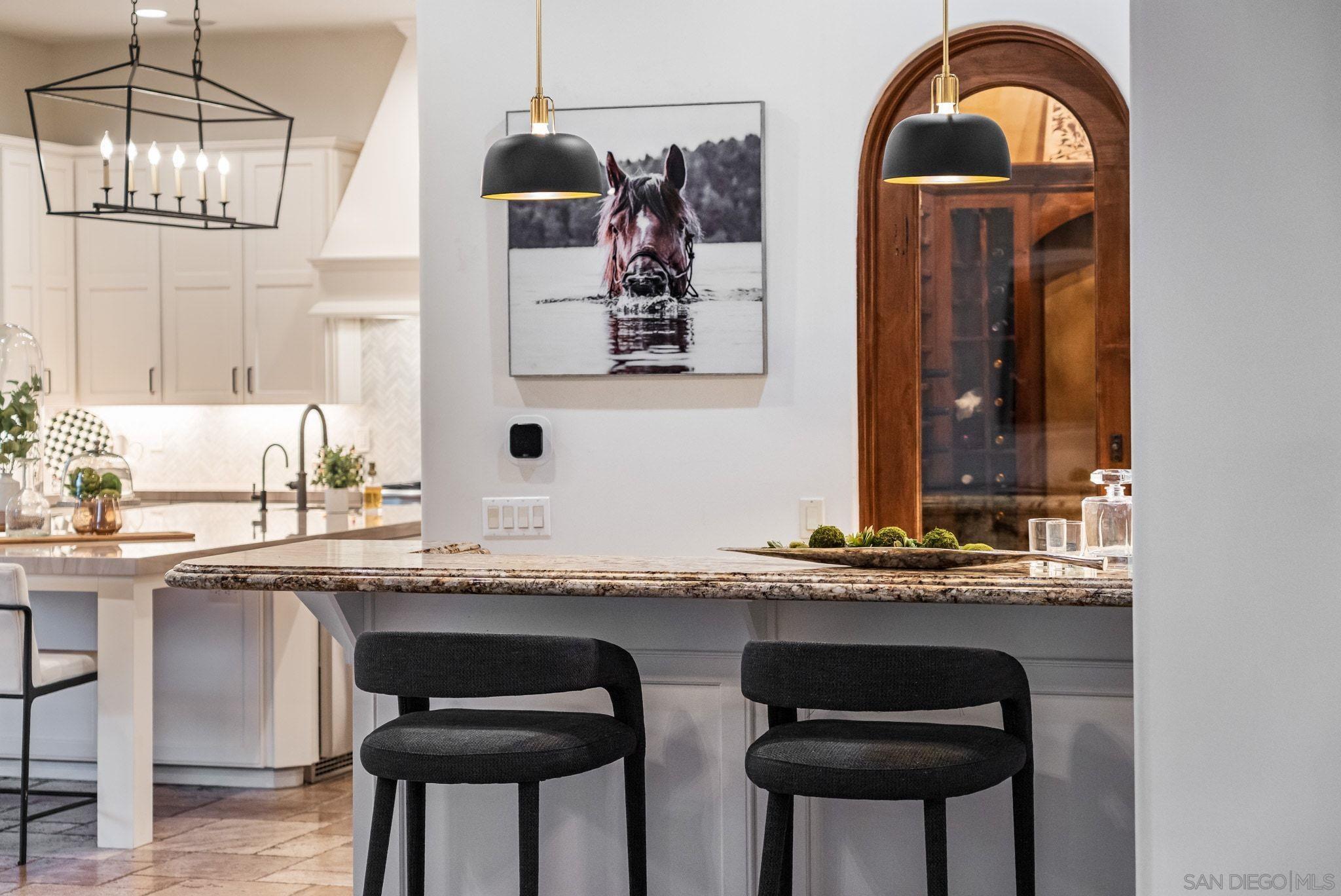 Detail Gallery Image 12 of 27 For 8173  Doug Hill, San Diego,  CA 92127 - 6 Beds | 6/1 Baths