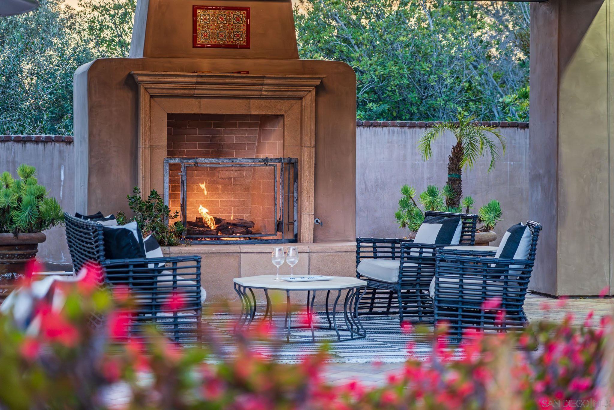 Detail Gallery Image 22 of 27 For 8173  Doug Hill, San Diego,  CA 92127 - 6 Beds | 6/1 Baths