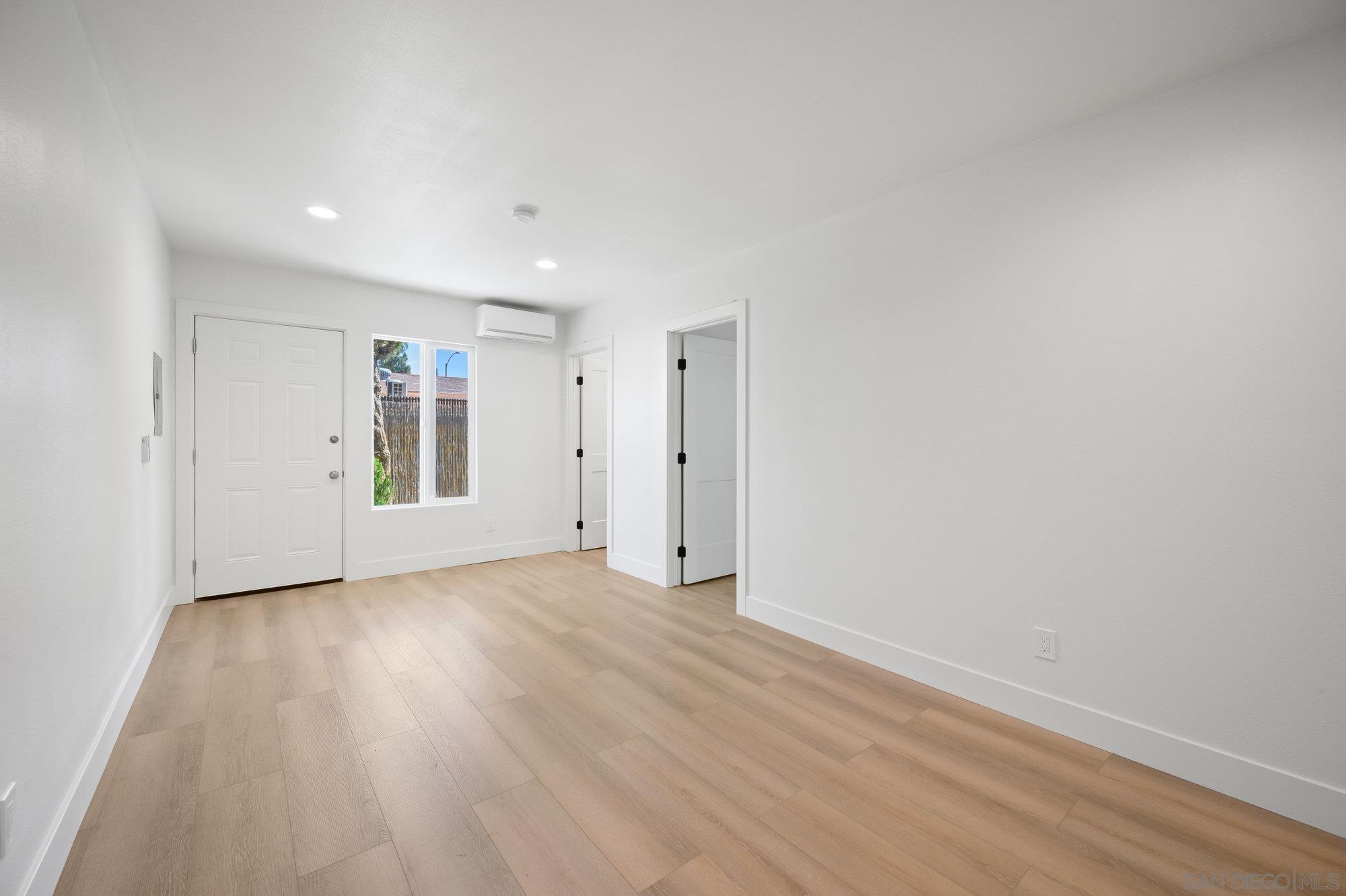 Detail Gallery Image 18 of 23 For 329 N Pico Ave, Fallbrook,  CA 92028 - – Beds | – Baths