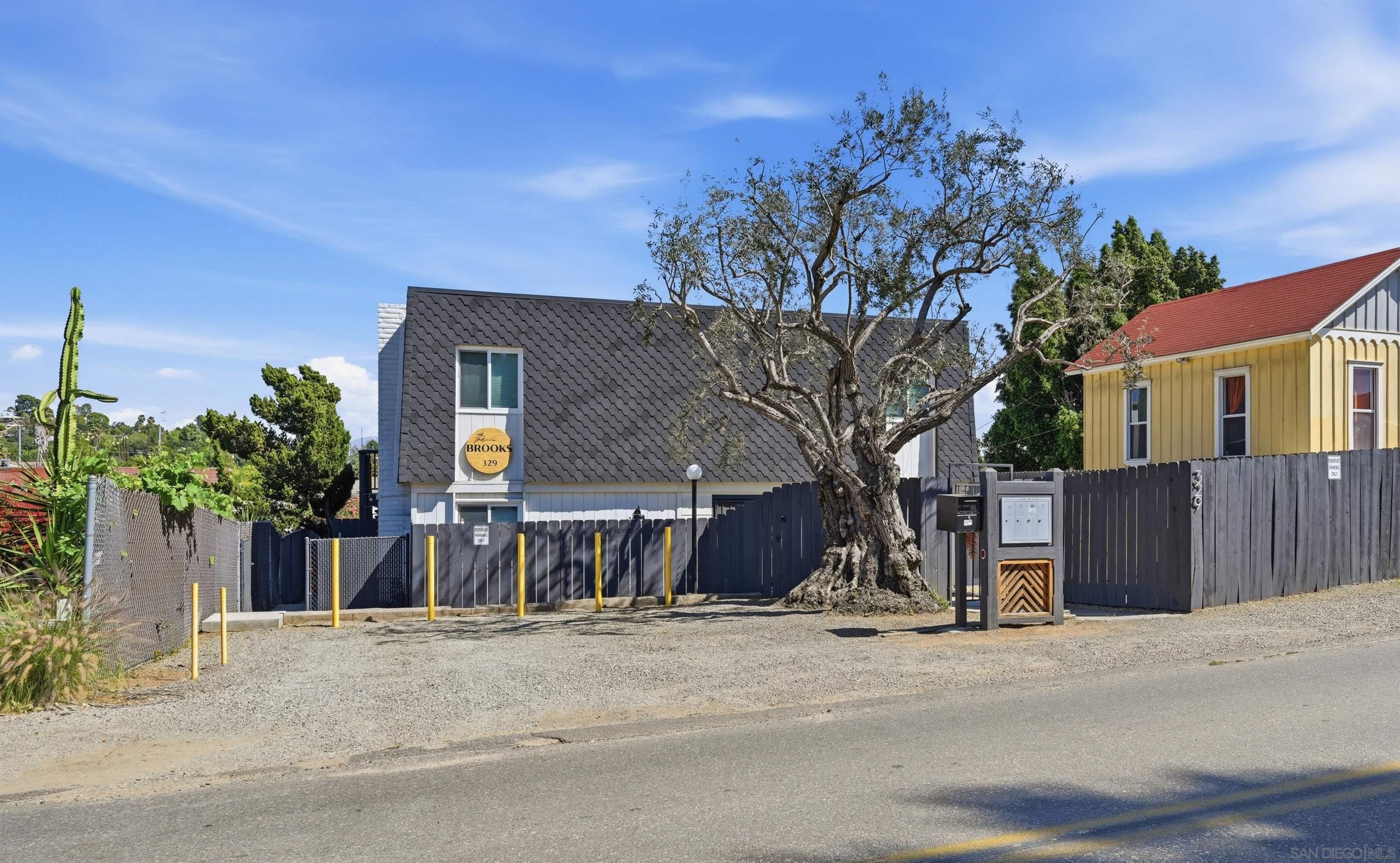 Detail Gallery Image 5 of 23 For 329 N Pico Ave, Fallbrook,  CA 92028 - – Beds | – Baths