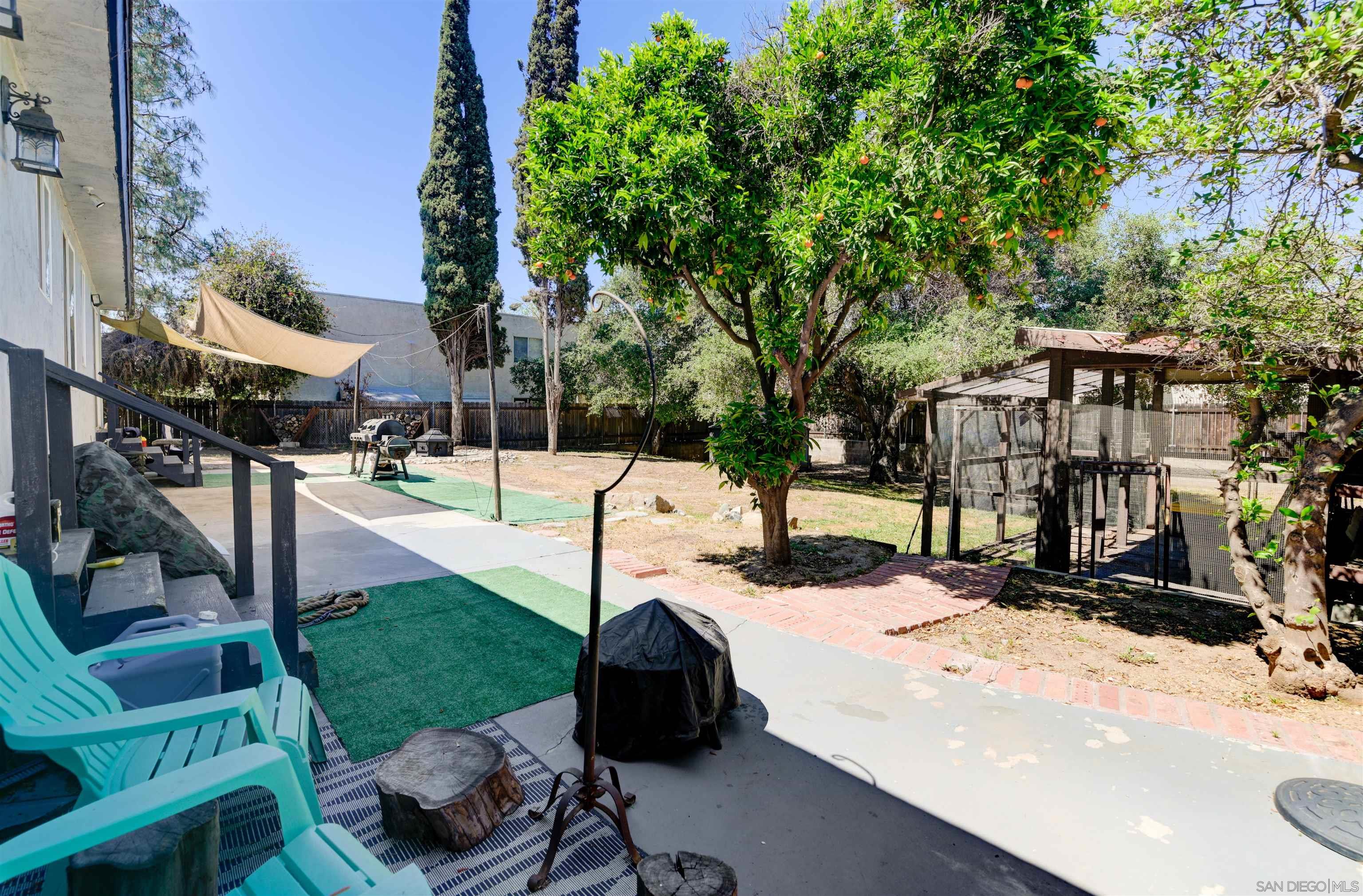 Detail Gallery Image 10 of 15 For 12738  Lakeshore Drive, Lakeside,  CA 92040 - 3 Beds | 2/1 Baths