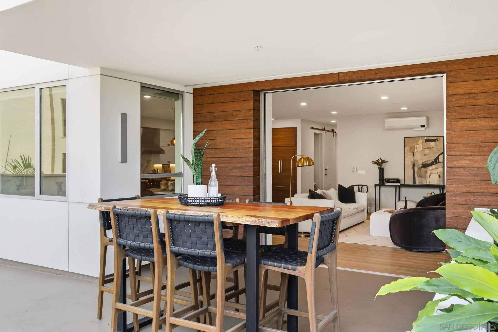 Detail Gallery Image 18 of 44 For 2501  State Street  #205,  Carlsbad,  CA 92008 - 2 Beds | 2/1 Baths