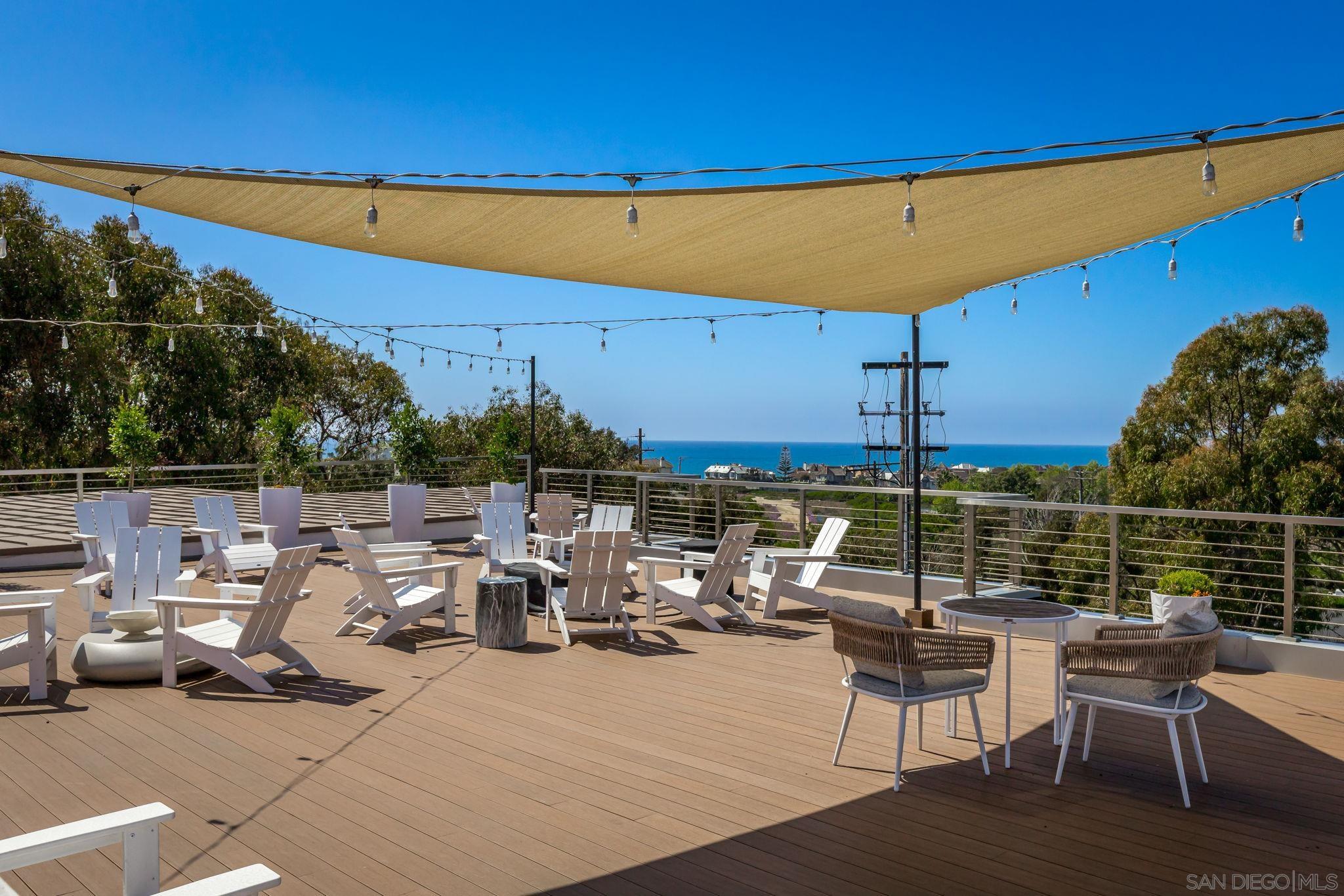 Detail Gallery Image 33 of 44 For 2501  State Street  #205,  Carlsbad,  CA 92008 - 2 Beds | 2/1 Baths