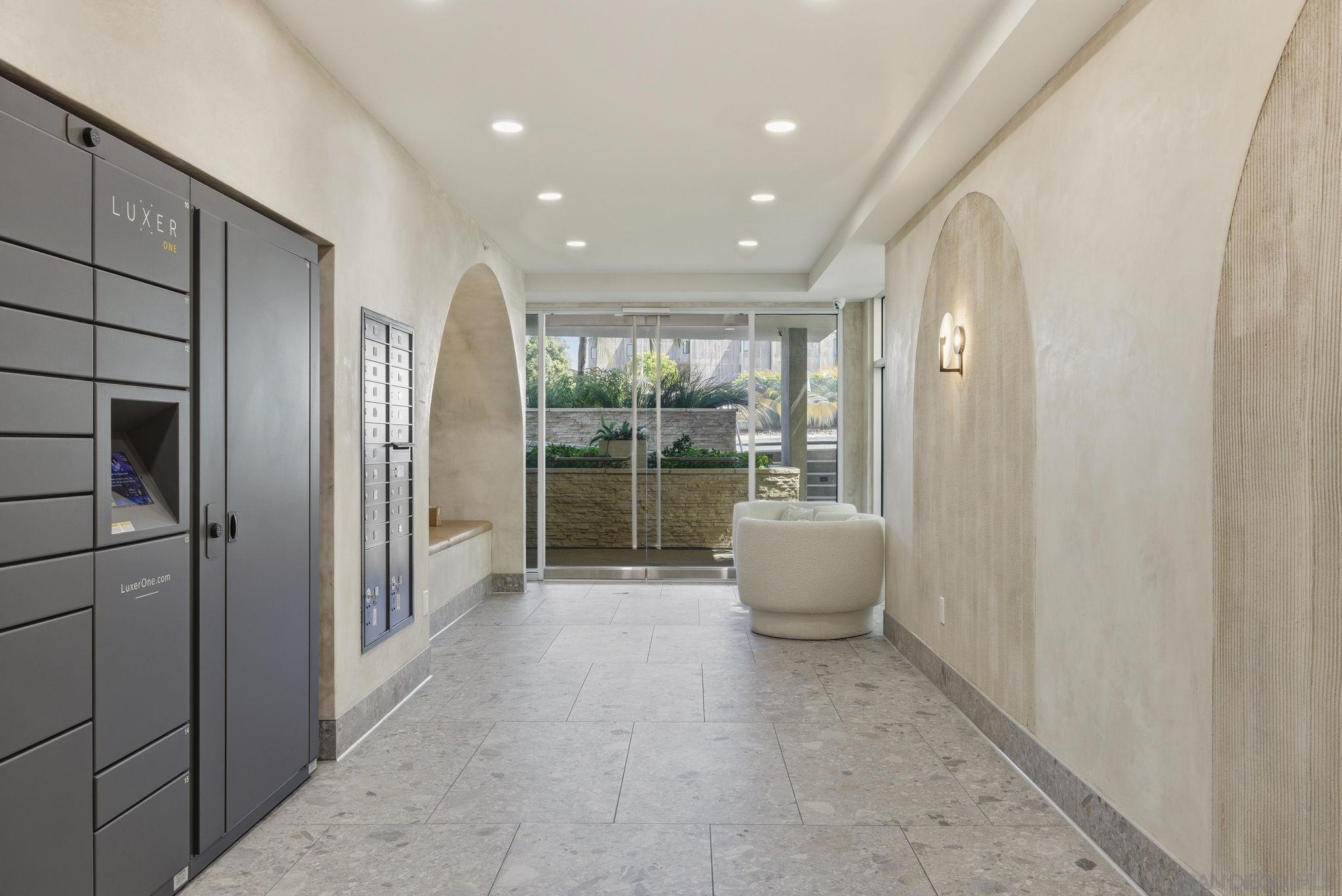 Detail Gallery Image 37 of 44 For 2501  State Street  #205,  Carlsbad,  CA 92008 - 2 Beds | 2/1 Baths