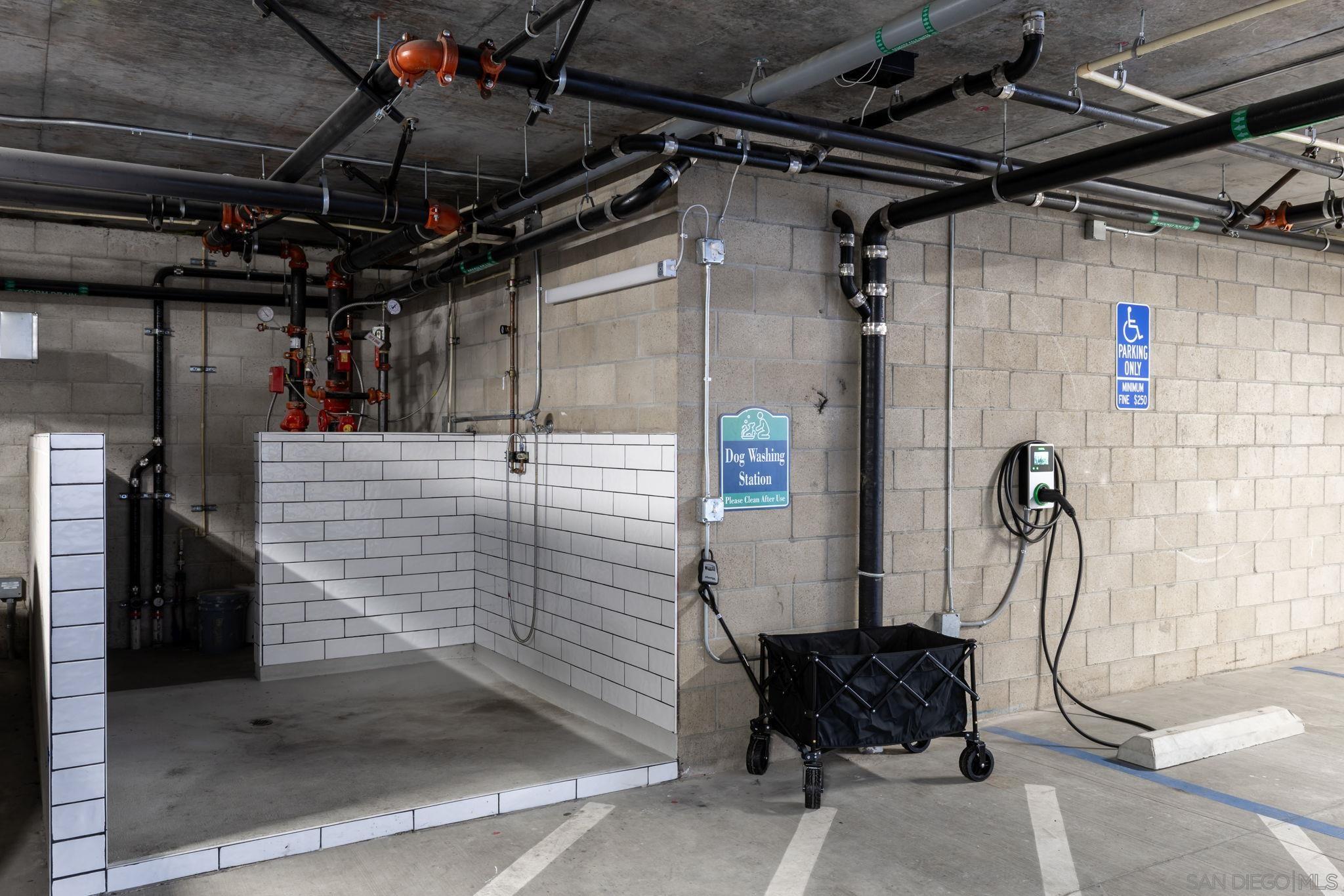 Detail Gallery Image 39 of 44 For 2501  State Street  #205,  Carlsbad,  CA 92008 - 2 Beds | 2/1 Baths