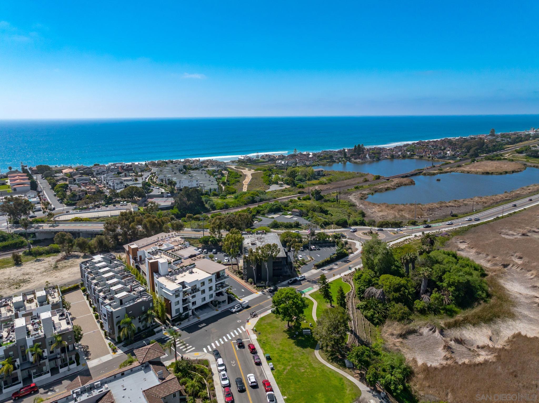 Detail Gallery Image 41 of 44 For 2501  State Street  #205,  Carlsbad,  CA 92008 - 2 Beds | 2/1 Baths