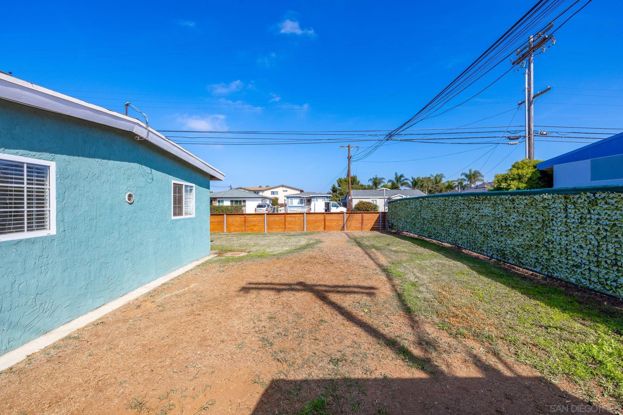 Detail Gallery Image 15 of 43 For 985  Fern Ave, Imperial Beach,  CA 91932 - 4 Beds | 2 Baths