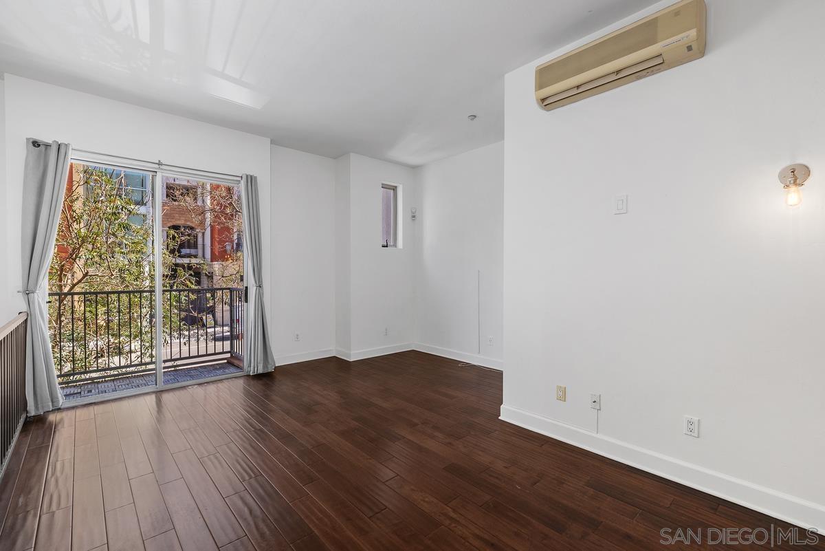 Detail Gallery Image 11 of 28 For 1918  Columbia  1, San Diego,  CA 92101 - 1 Beds | 1 Baths