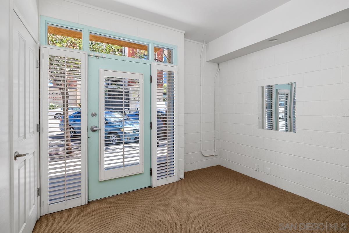 Detail Gallery Image 5 of 28 For 1918  Columbia  1, San Diego,  CA 92101 - 1 Beds | 1 Baths