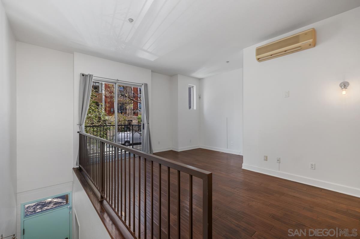 Detail Gallery Image 10 of 28 For 1918  Columbia  1, San Diego,  CA 92101 - 1 Beds | 1 Baths