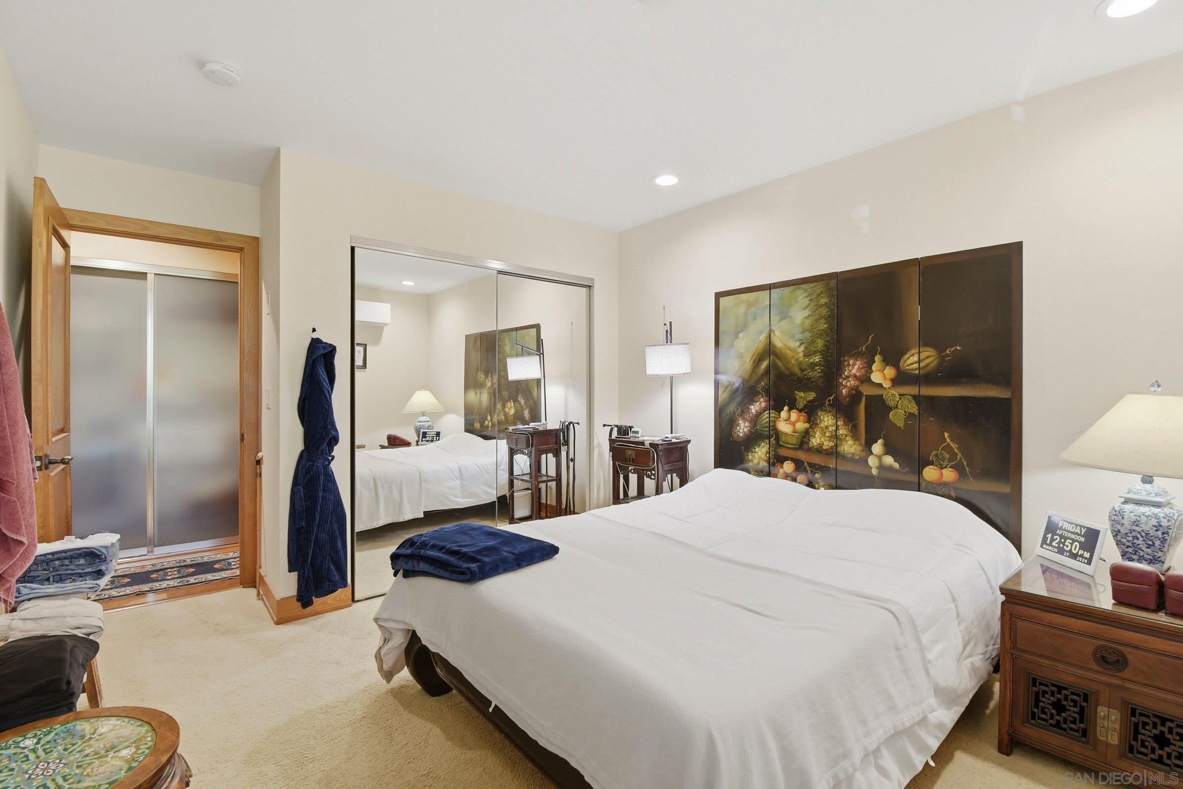 Detail Gallery Image 22 of 27 For 935  Genter  #305,  La Jolla,  CA 92037 - 2 Beds | 2 Baths