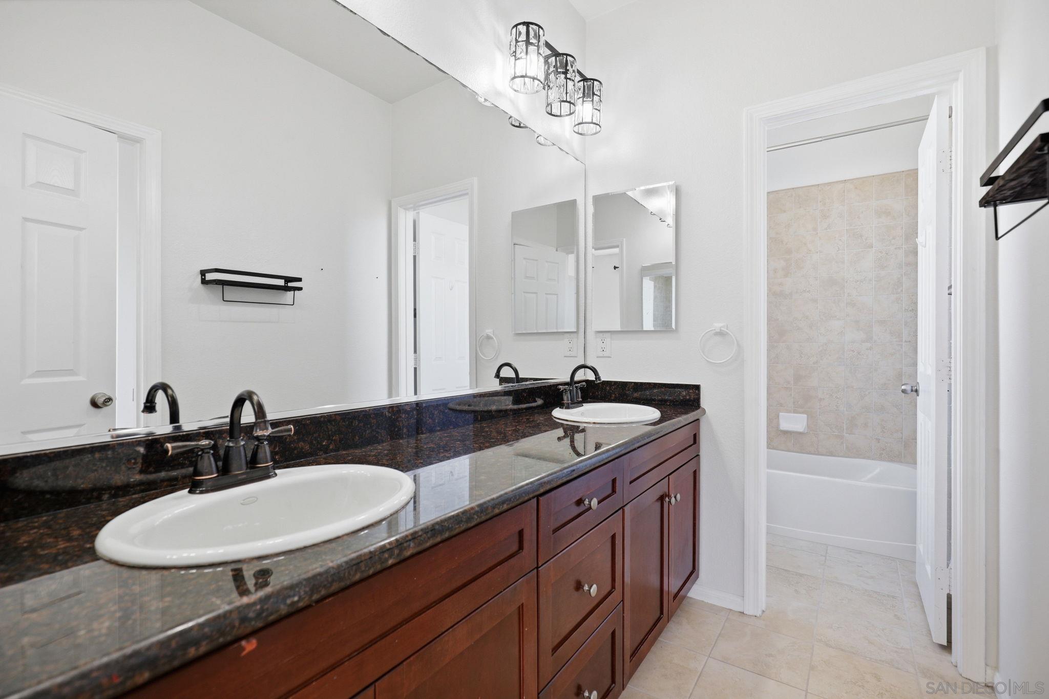 Detail Gallery Image 20 of 40 For 2661  Shadowbrook, San Marcos,  CA 92078 - 6 Beds | 4/1 Baths