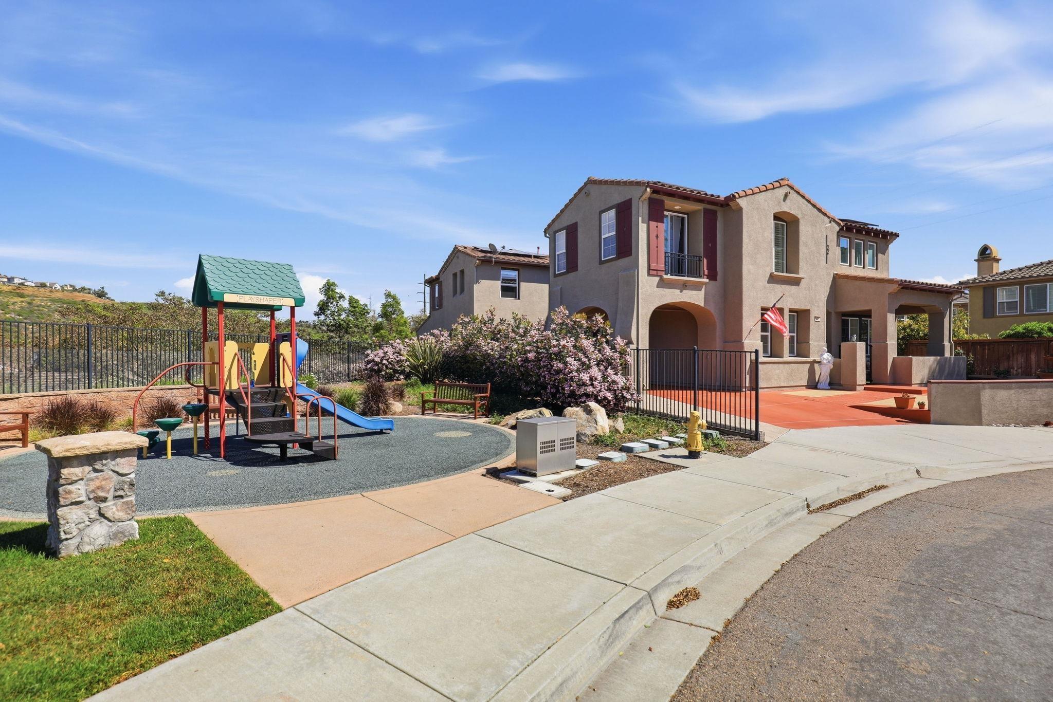 Detail Gallery Image 39 of 40 For 2661  Shadowbrook, San Marcos,  CA 92078 - 6 Beds | 4/1 Baths