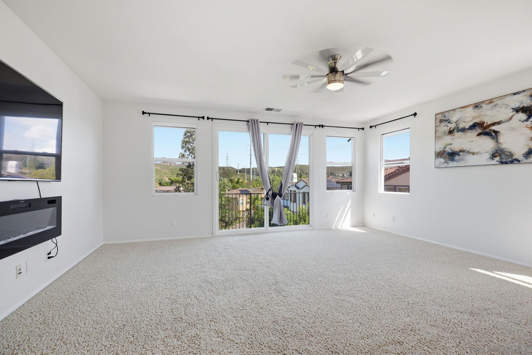 Detail Gallery Image 6 of 40 For 2661  Shadowbrook, San Marcos,  CA 92078 - 6 Beds | 4/1 Baths