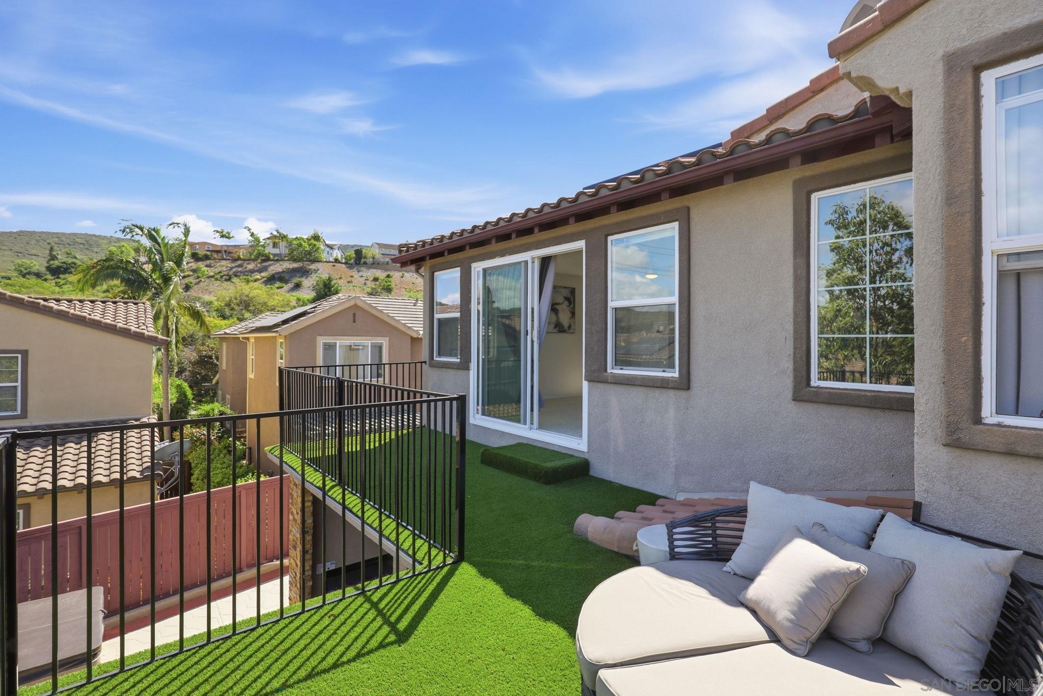 Detail Gallery Image 8 of 40 For 2661  Shadowbrook, San Marcos,  CA 92078 - 6 Beds | 4/1 Baths