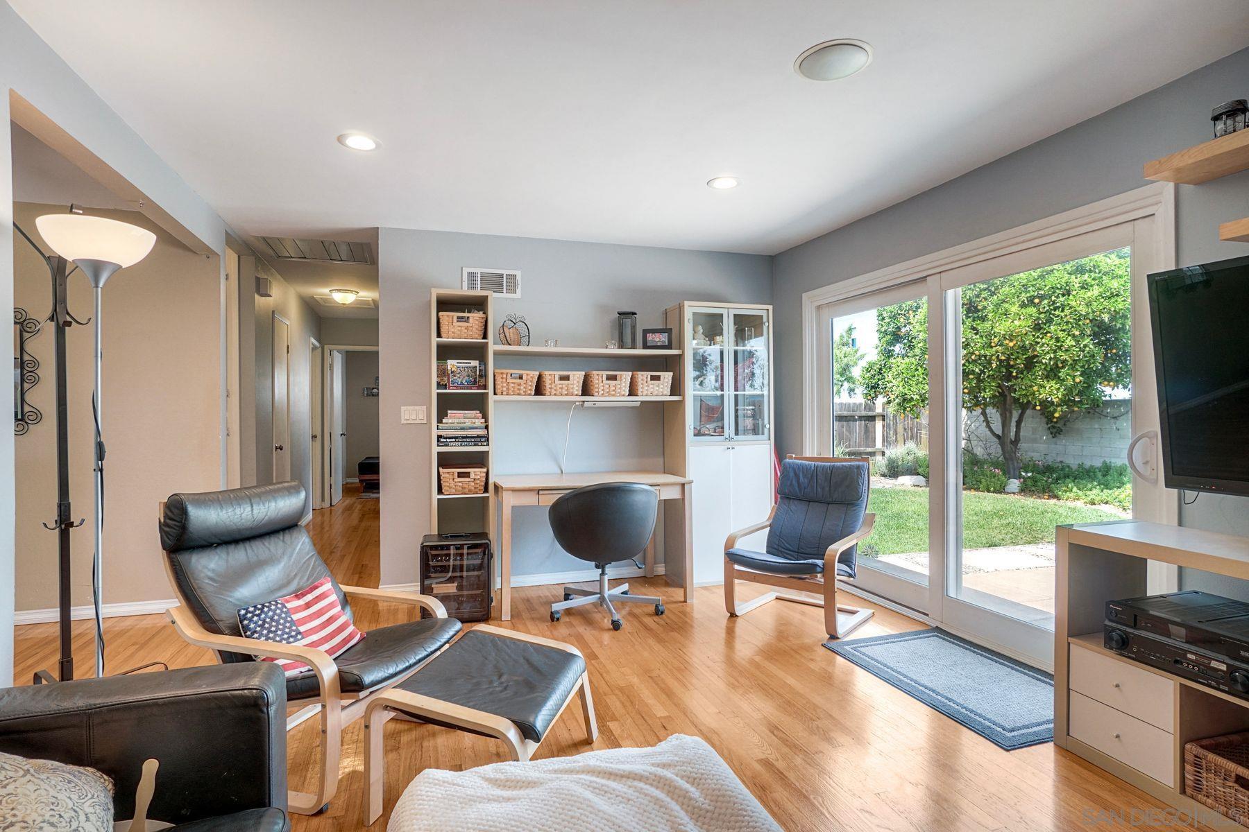 Detail Gallery Image 27 of 34 For 8884  Haveteur, San Diego,  CA 92123 - 3 Beds | 2 Baths