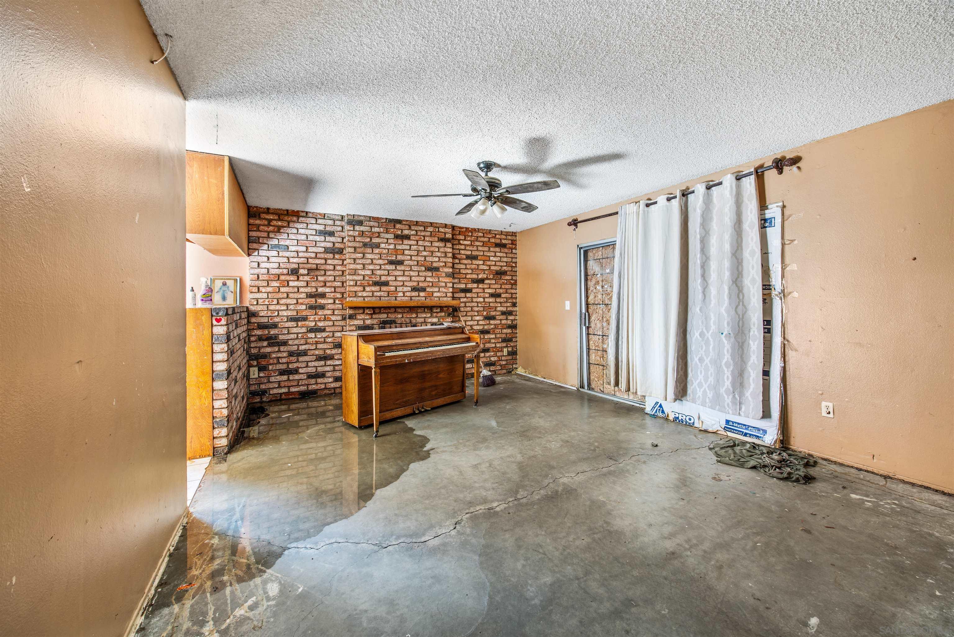 Detail Gallery Image 9 of 21 For 9048  Gideon Cir. S, Lakeside,  CA 92040 - 3 Beds | 2 Baths